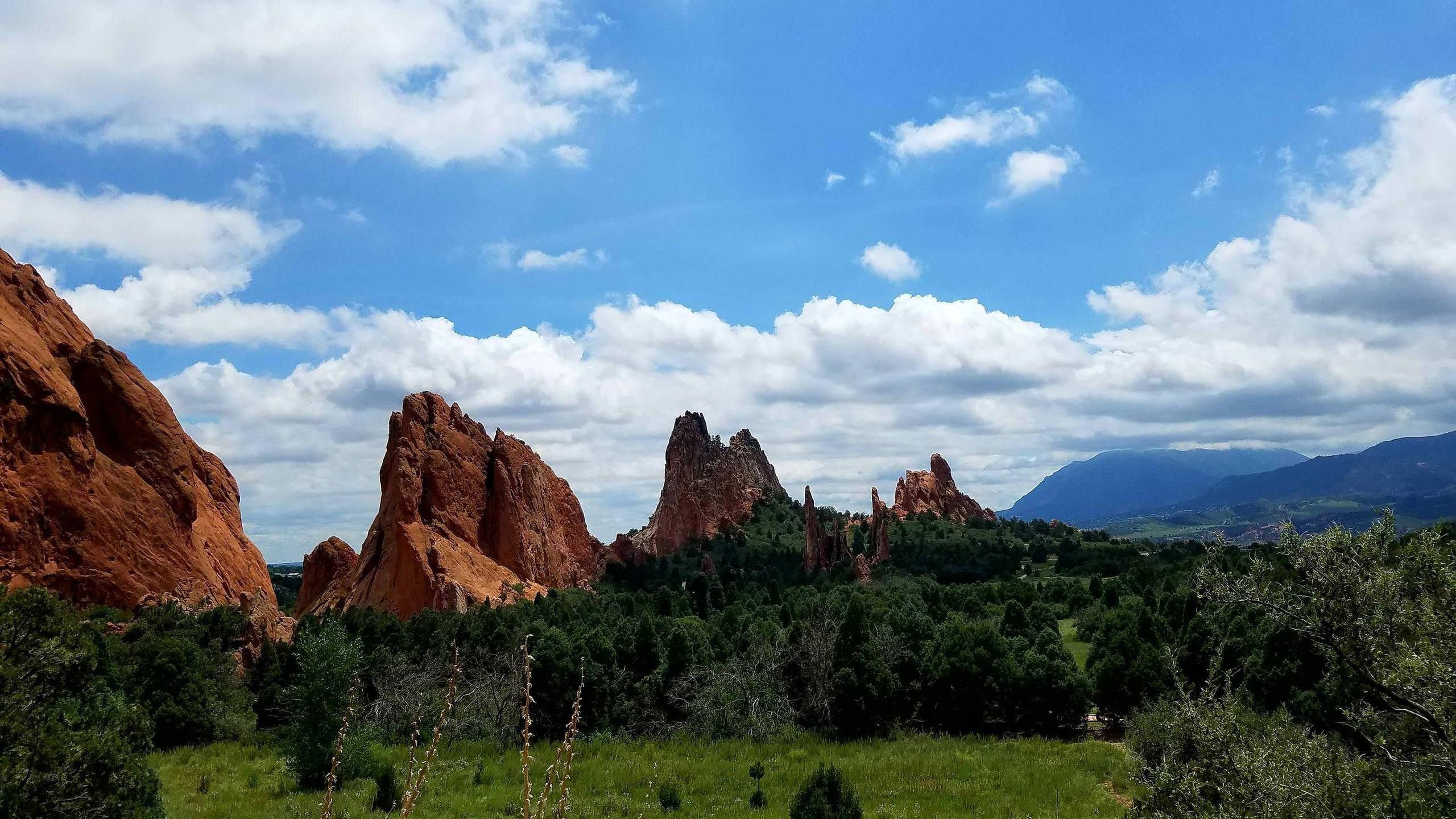 2560x1440 Garden of the Gods HD wallpaper