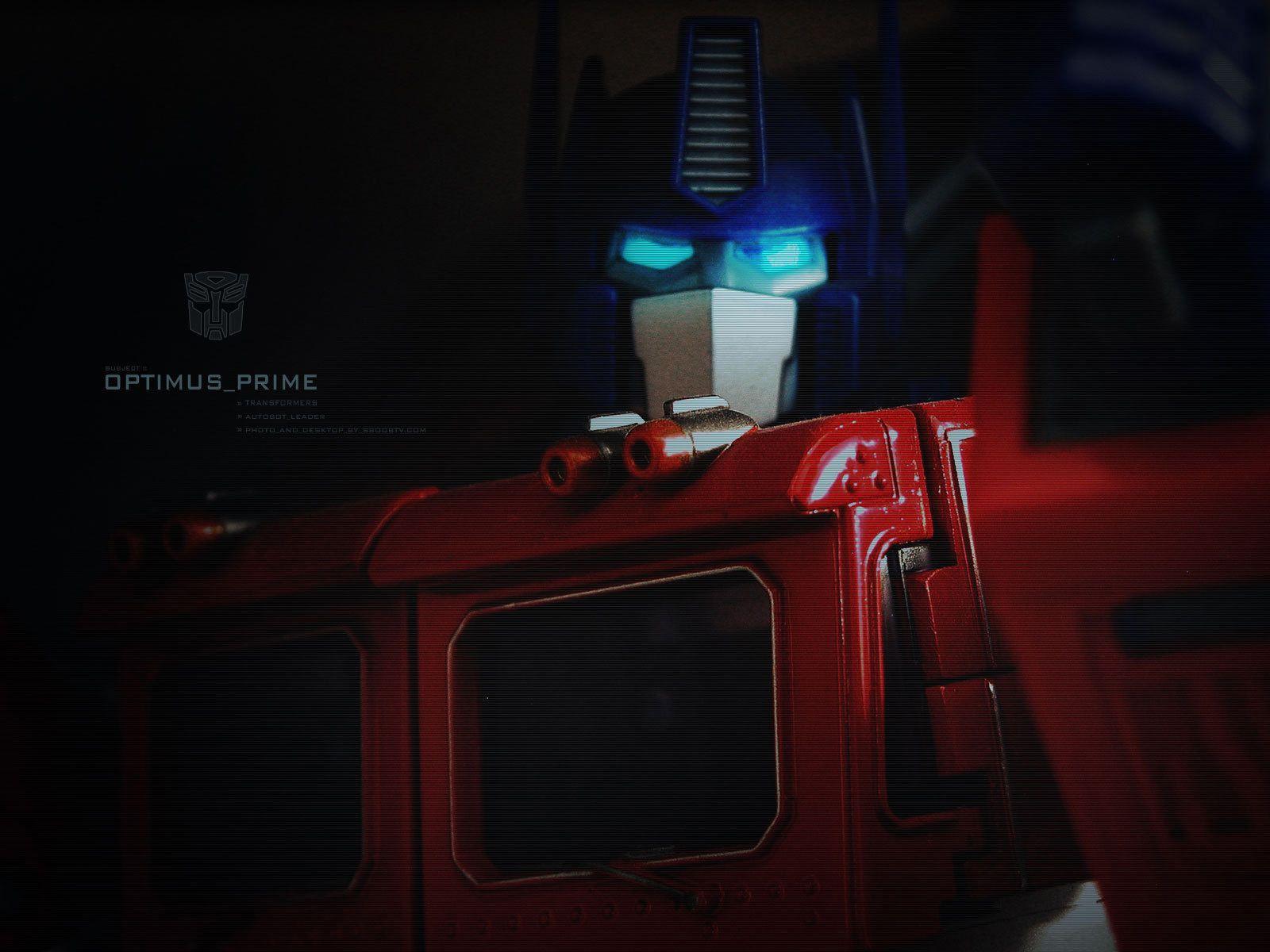 1600x1200 G1 Autobots Wallpaper Gallery 5 (1600 x 1200 pixels)