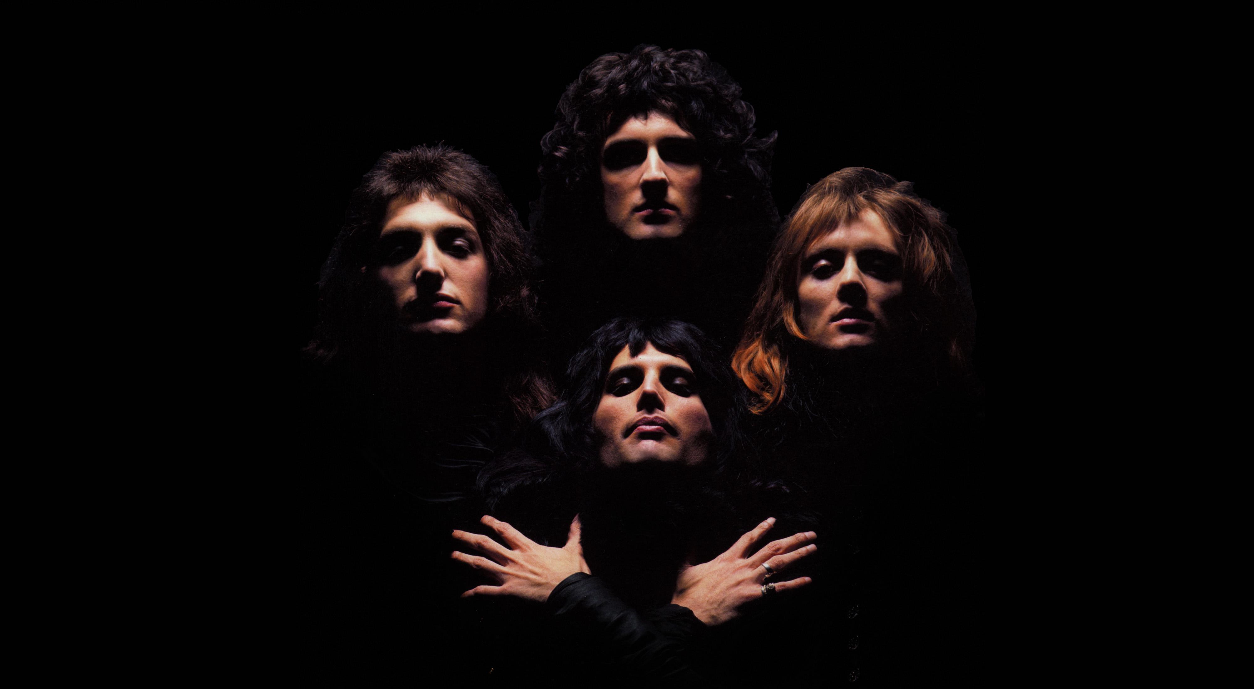 4004x2200 Queen HD