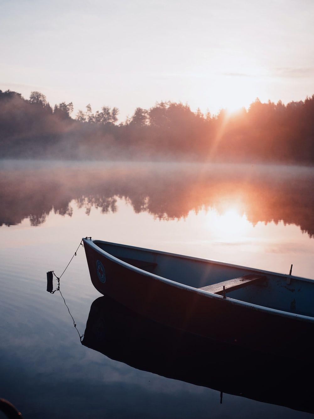 1000x1333 Foggy Lake Picture. Download Free Image