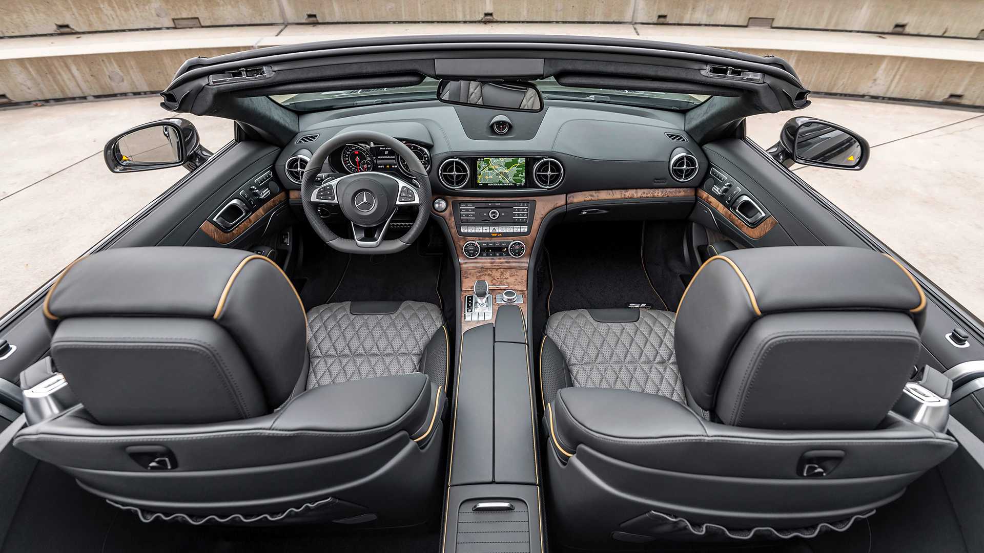 1920x1080 Mercedes Benz SL 500 Grand Edition (Color: Graphite Grey) Interior Cockpit Wallpaper (11)
