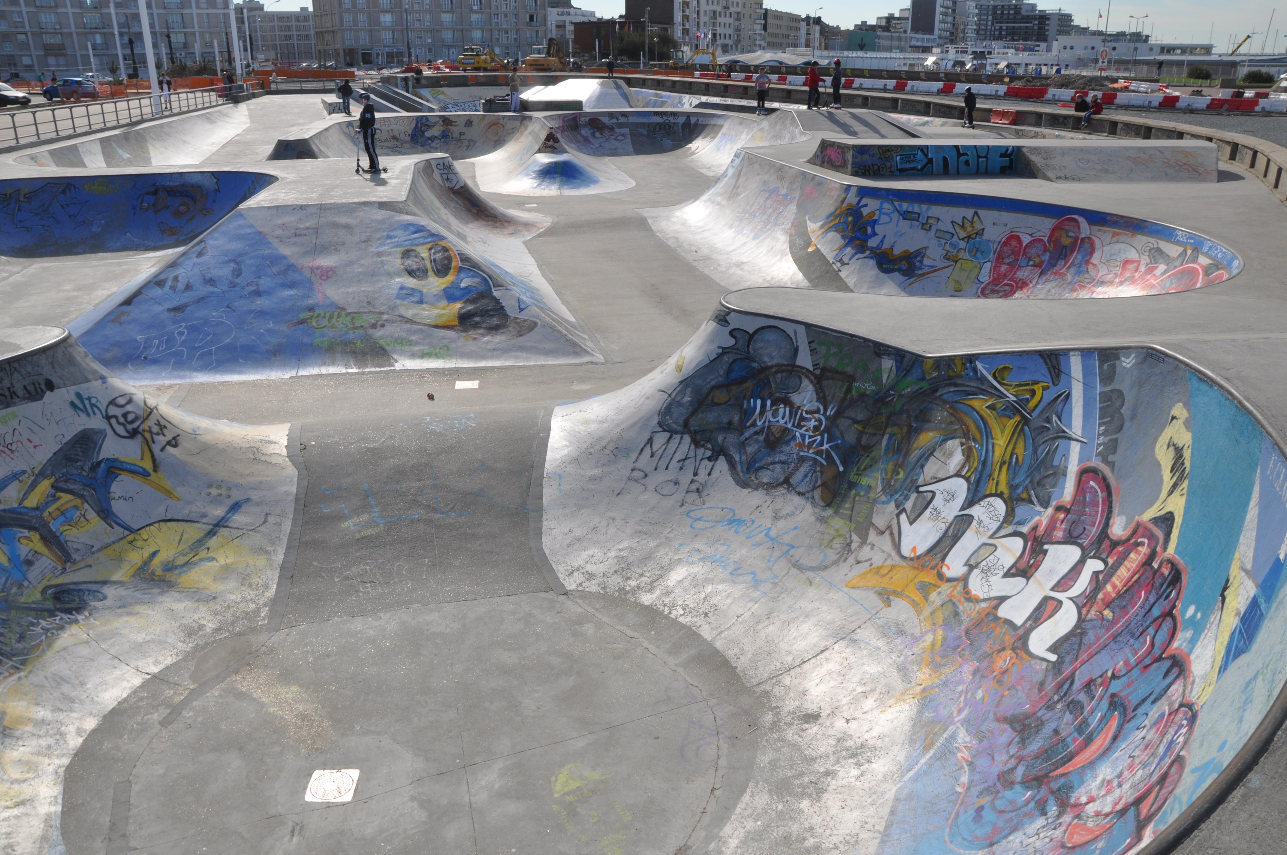 Skatepark Wallpapers - Top Free Skatepark Backgrounds - WallpaperAccess