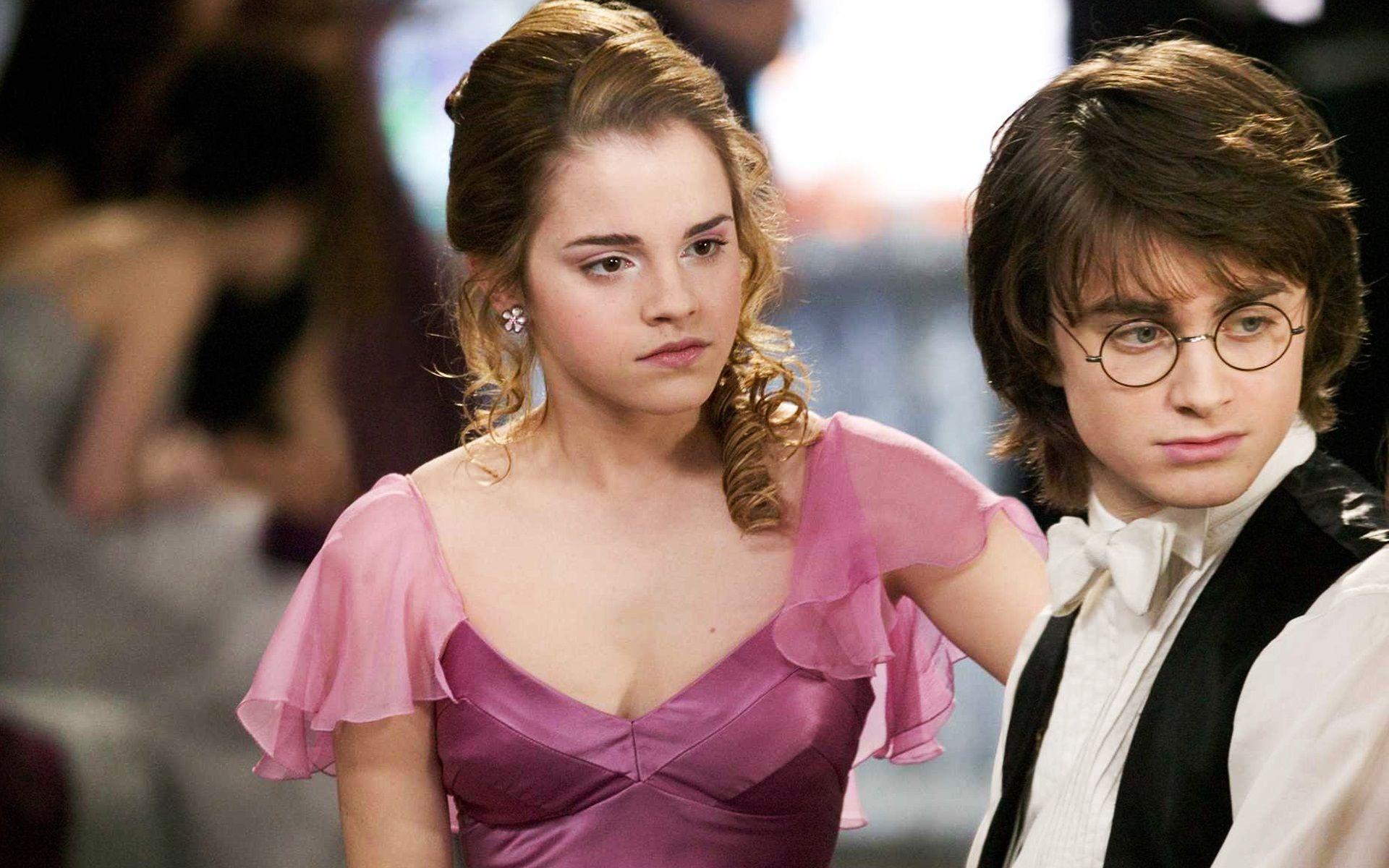 1920x1200 Emma Watson with Daniel Radcliffe Radcliffe&Emma Watson Wallpaper
