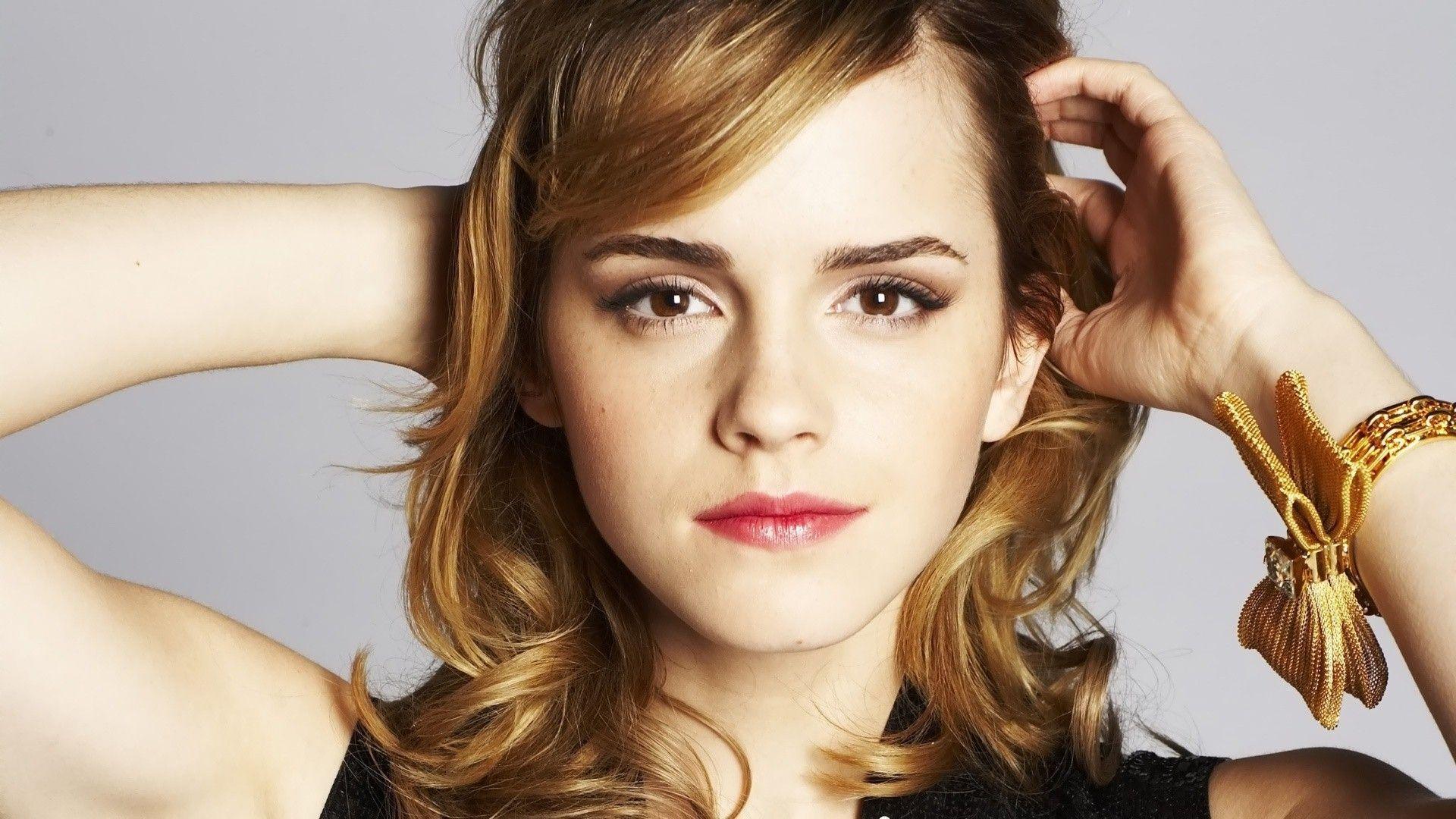 1920x1080 HD Emma Watson Background