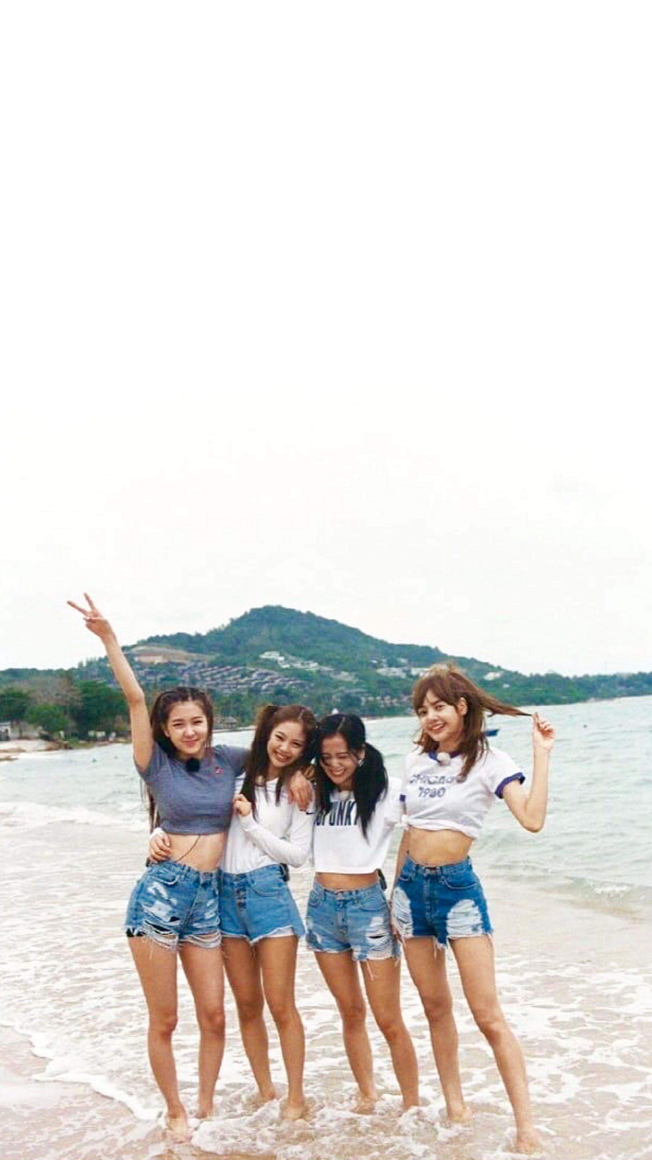 2160x3840 wallpaper #Blackpink #lisa #jisoo #jennie #rose. Jennie, Cantores famosos, Blakpink