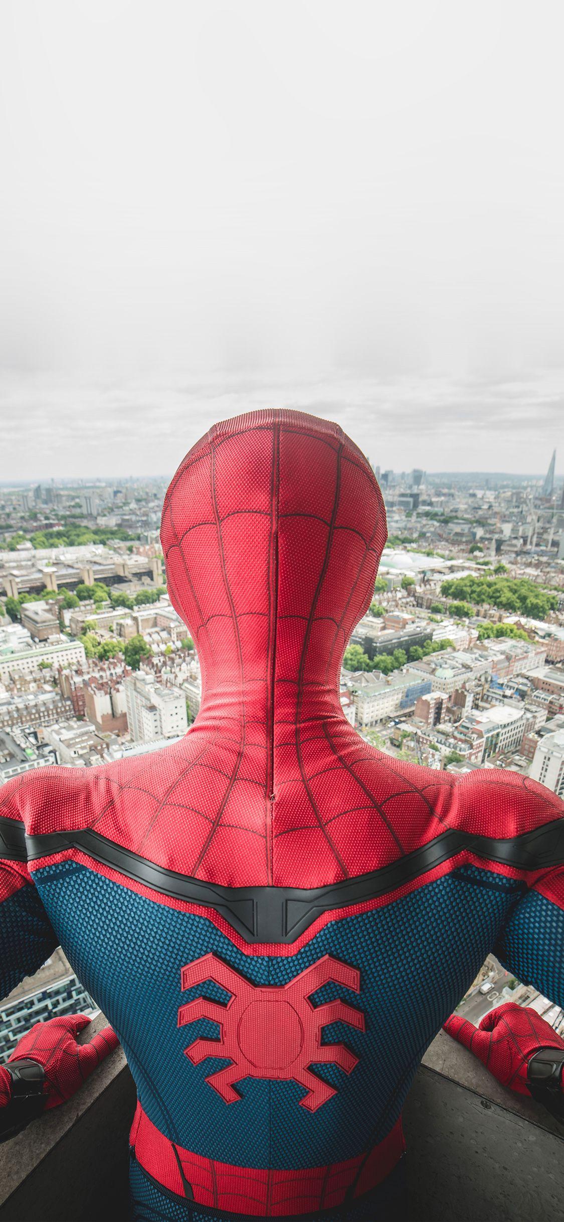 1125x2436 Spiderman Hero Marvel Illustration Art Wallpaper