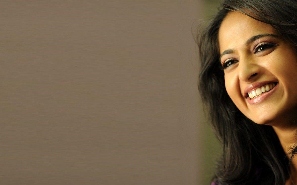 1200x749 Anushka Shetty Wallpaper