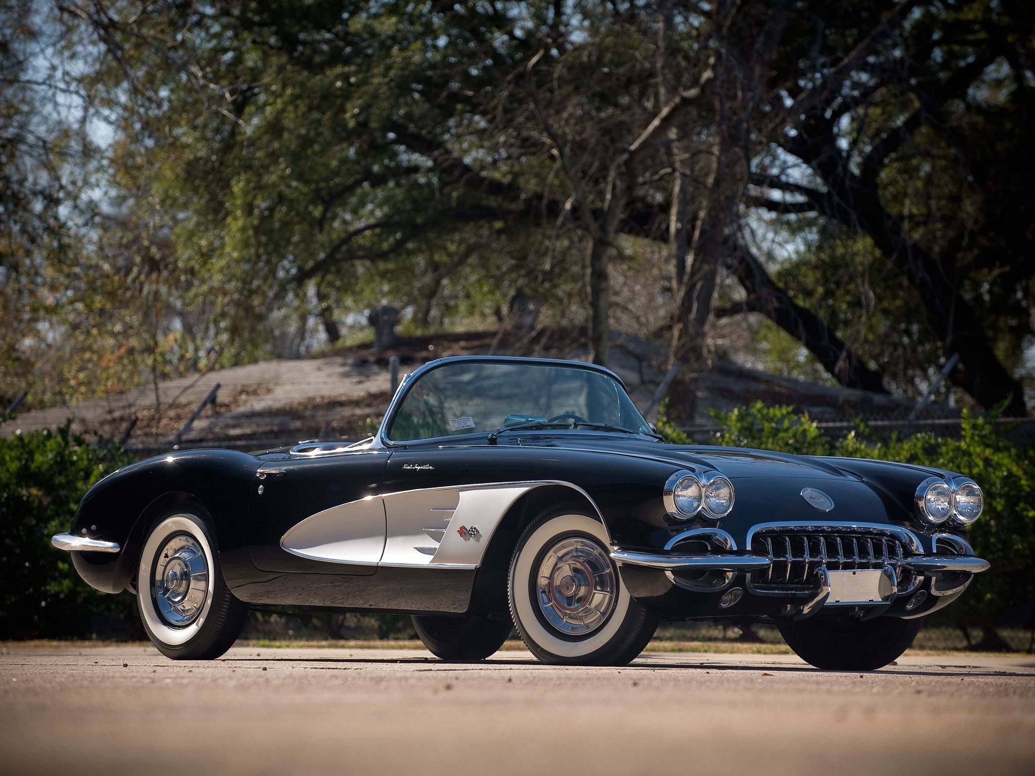 2048x1536 Download Vehicle Chevrolet Corvette HD Wallpaper