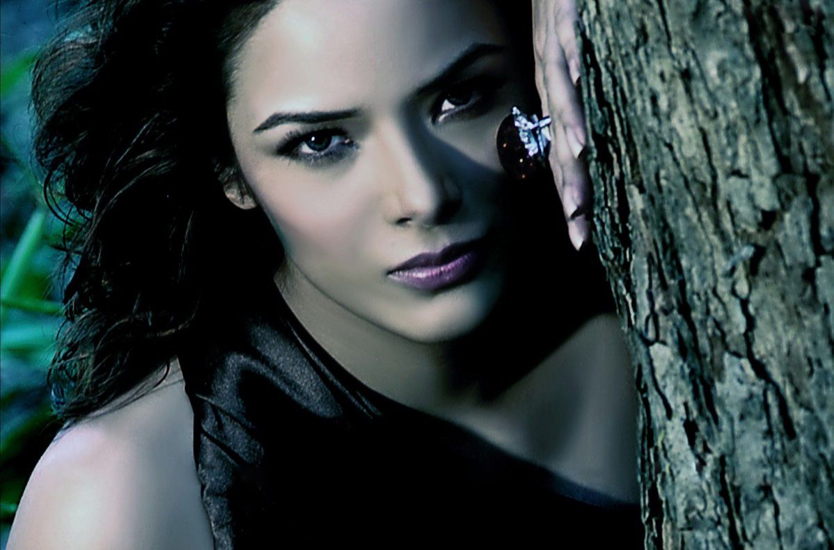 1198x790 south stylish: 'Udita Goswami' Hot Photo Shoot
