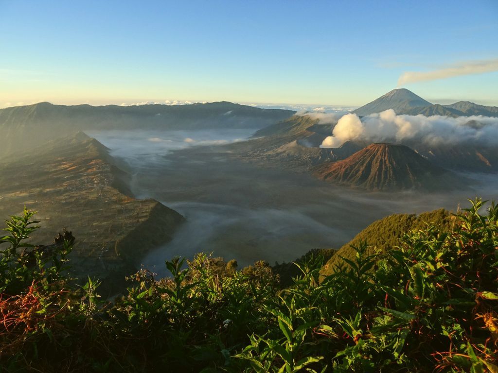 1024x768 Gunung Semeru