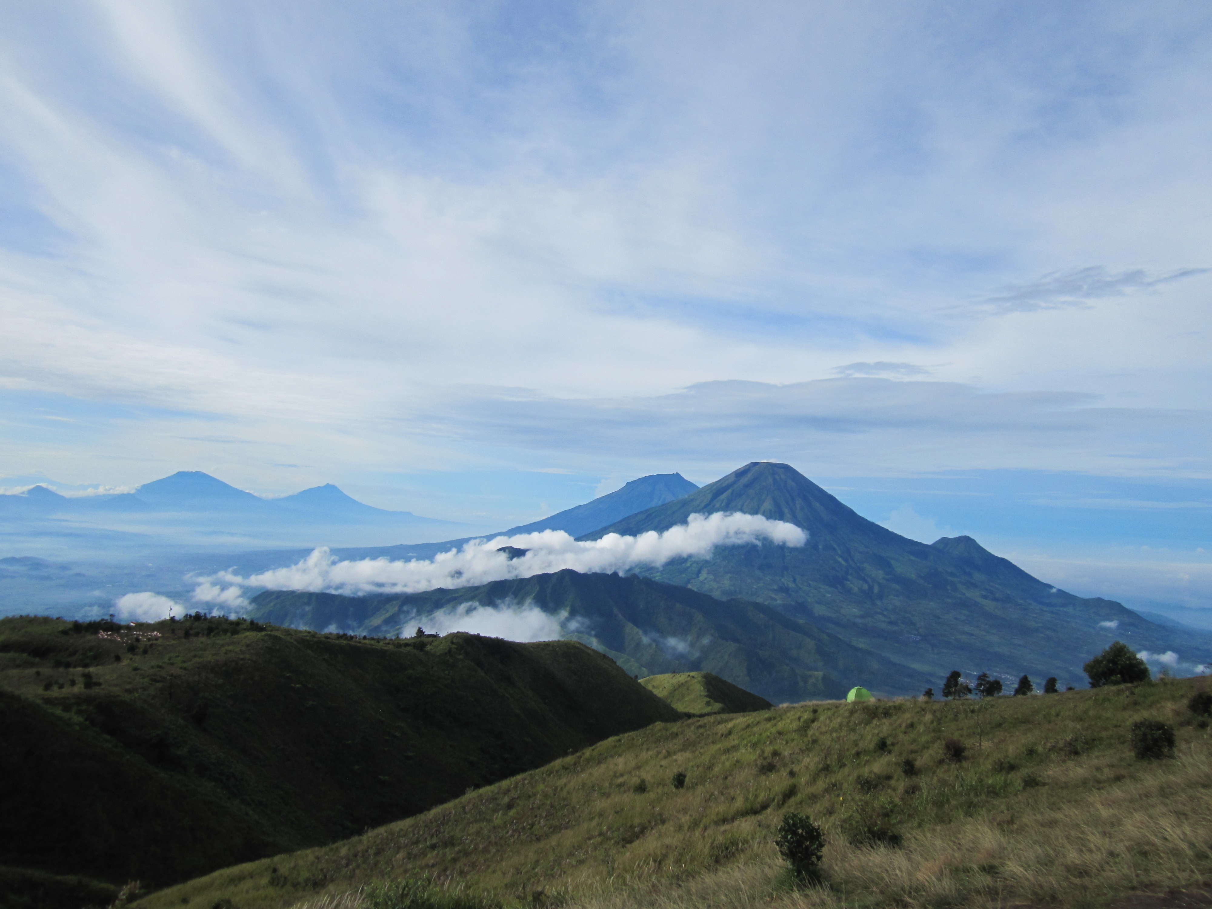 4000x3000 Pagi yang sejuk dari gunung prau, Dieng, Wonosobo