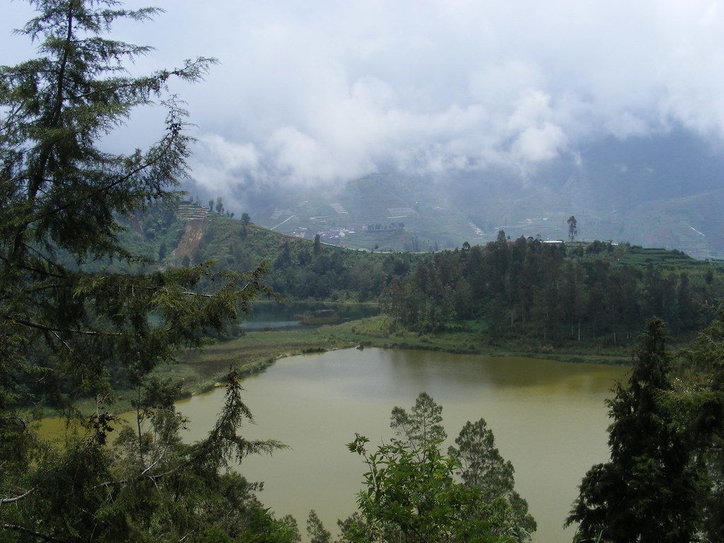 1024x768 Telaga Warna, Dieng, Wonosobo
