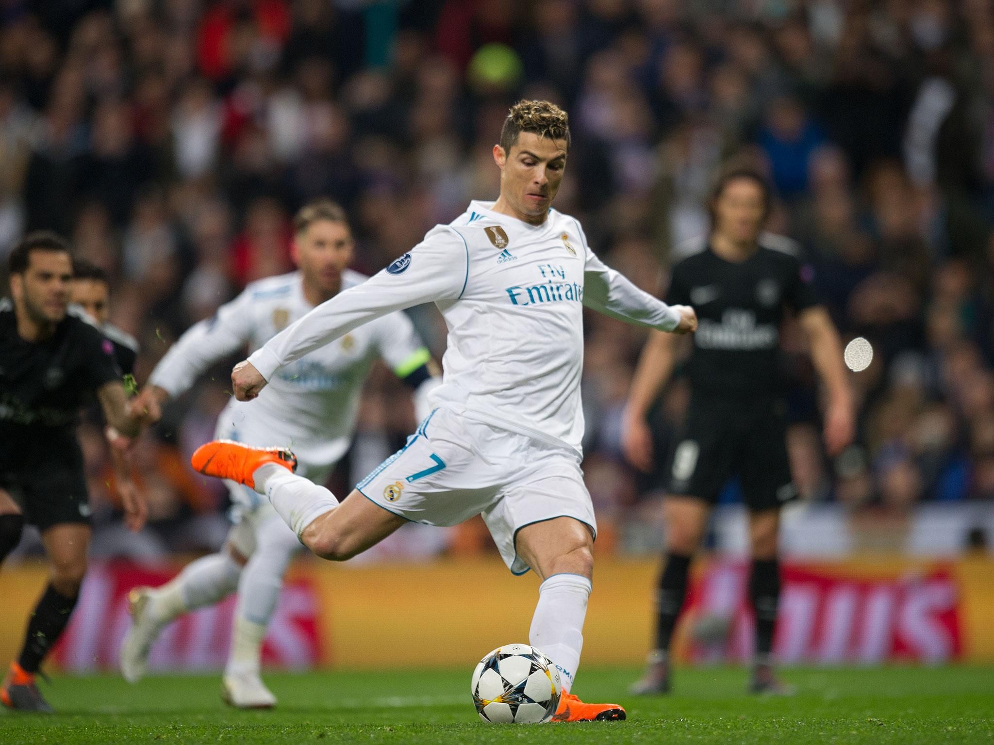 2048x1536 Cristiano Ronaldo used to practice 'crazy' penalty in training at Manchester United, says Rio Ferdinand
