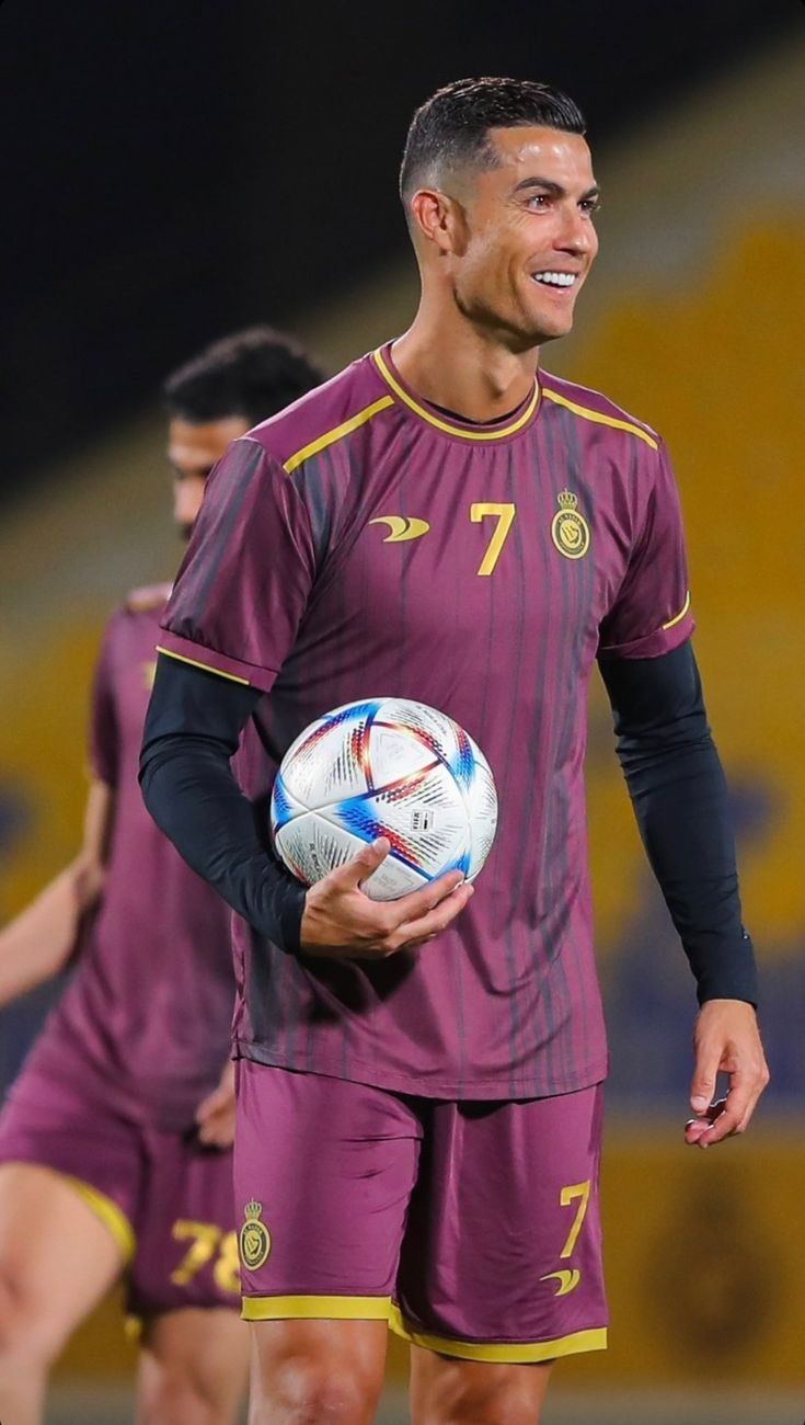 735x1300 Wallpaper Cr7 Trainer Football Training Nike Football Wallpaper HD 1080p HD Wallpaper