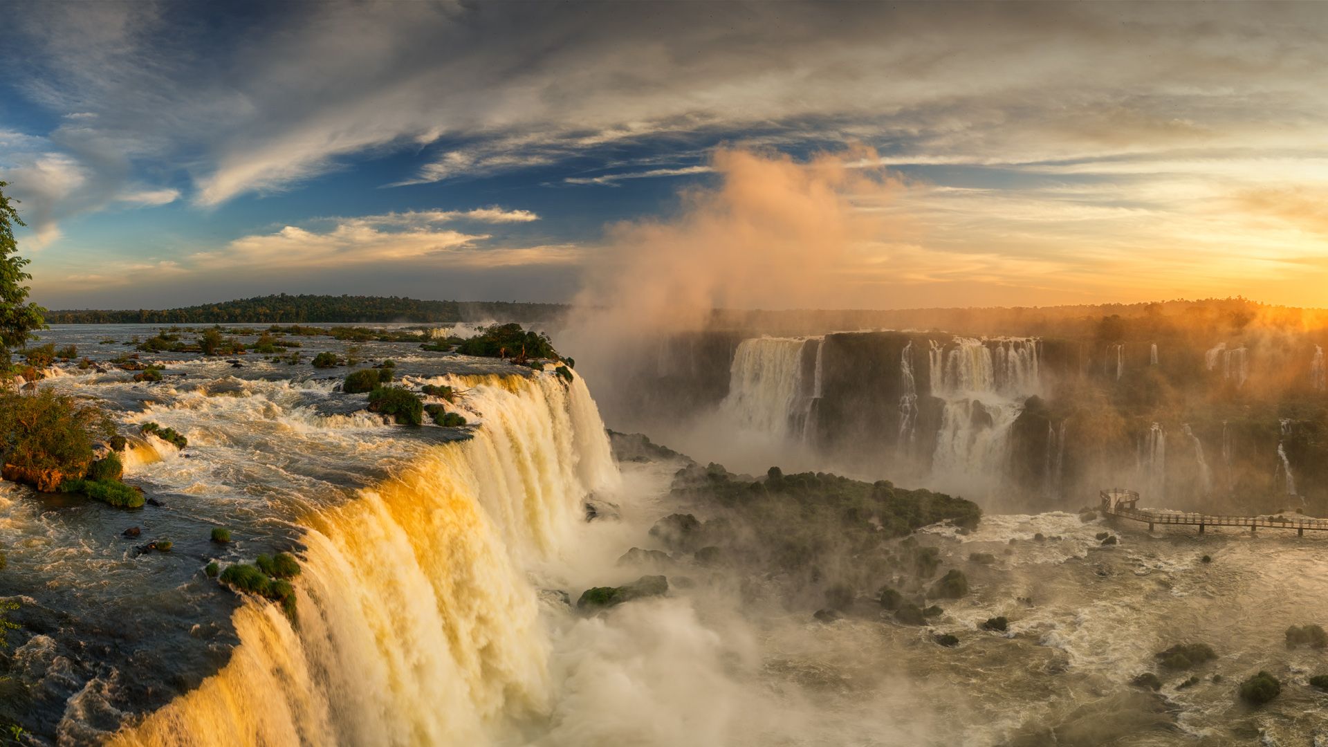 1920x1080 Iguazú Falls or Iguaçu Falls, Foz do Iguazu, Paraná, Brazil. Windows Spotlight Image