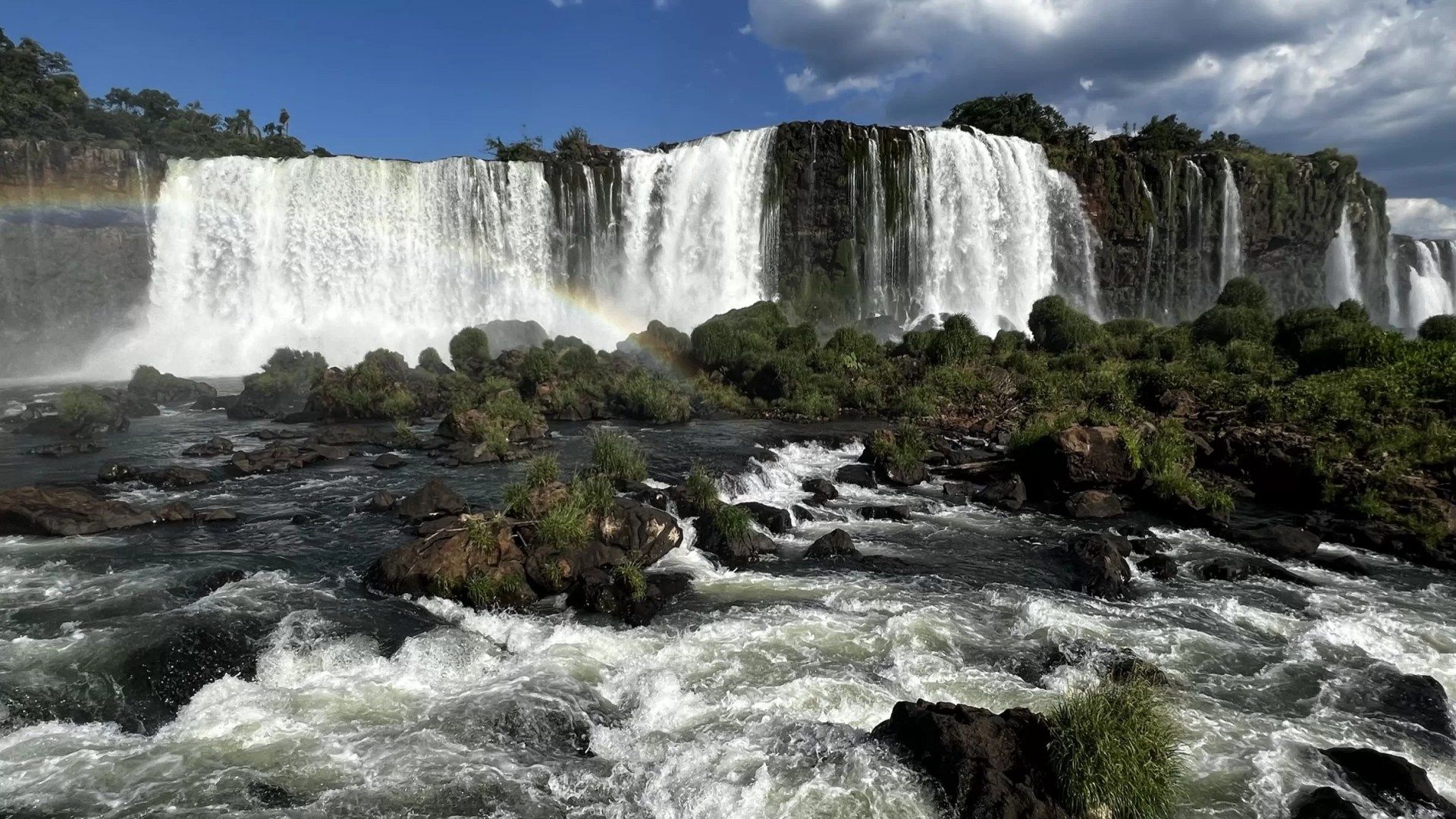1920x1080 Iguazu Falls: Everything You Need to See the 7 Wonder from Brazil AND Argentina