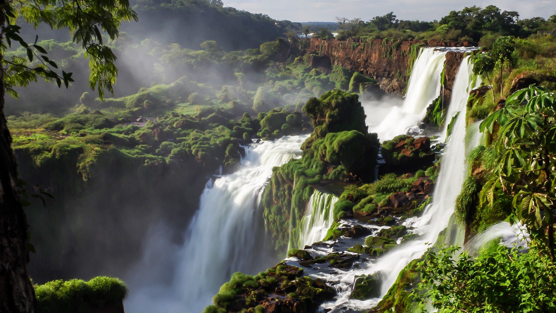 1920x1080 Iguazú or Iguaçu Falls waterfall national park on the border of Argentina and Brazil. Windows Spotlight Image