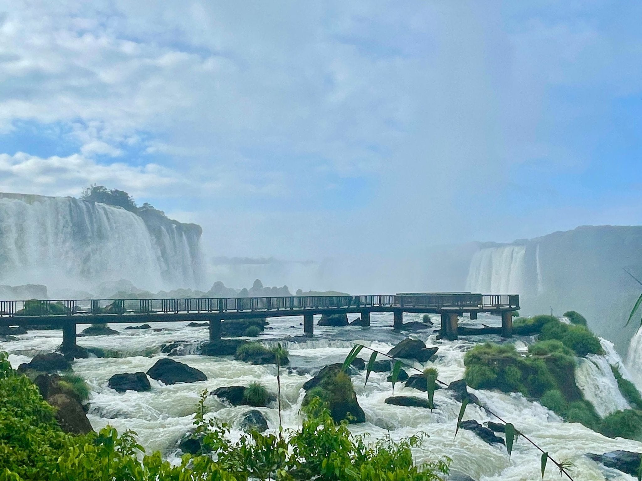 2048x1536 Iguaçu Falls Brazil: The Must See Views