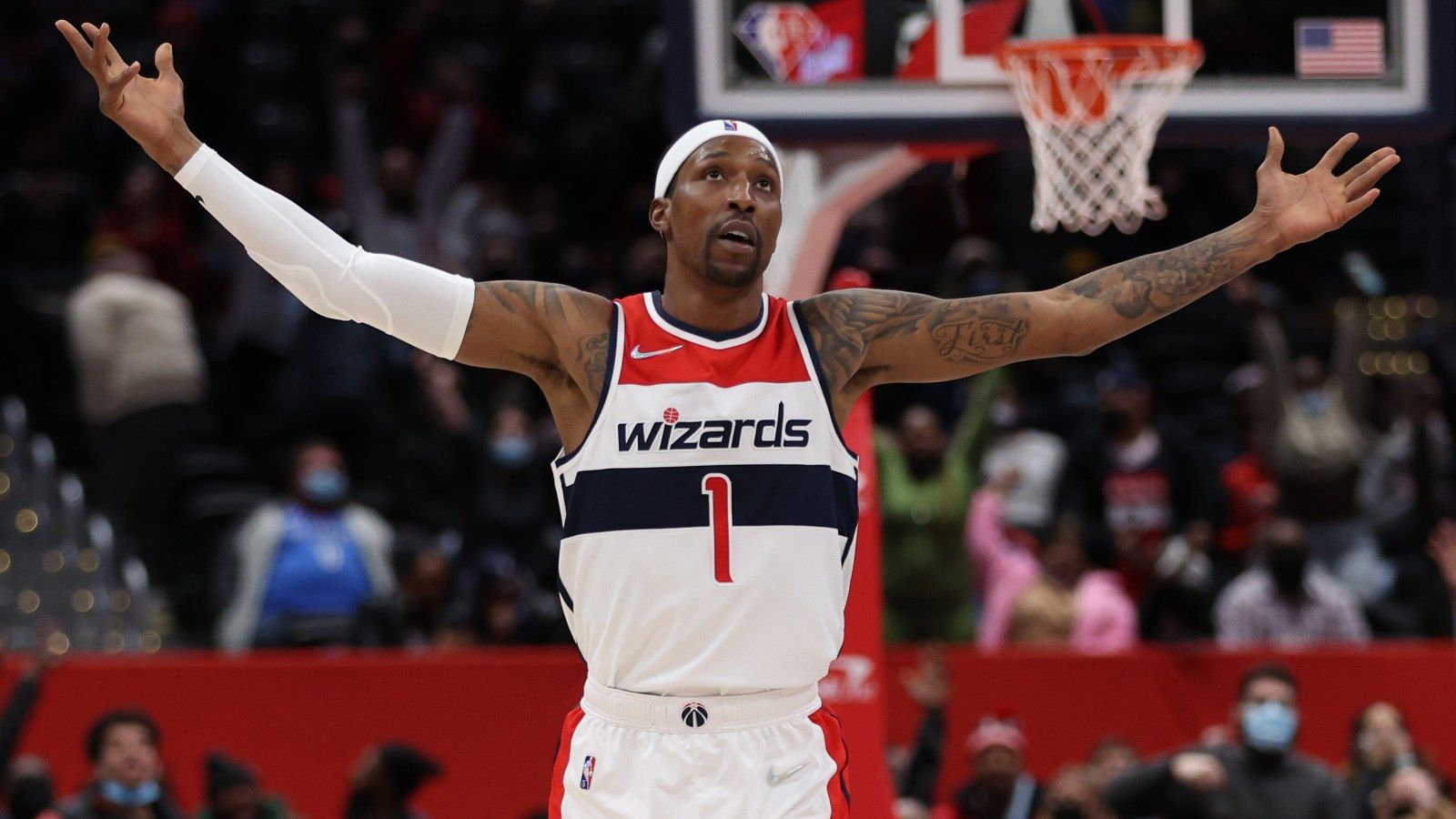1600x900 Kentavious Caldwell Pope Signs Two Year $30 Million Extension With Nuggets