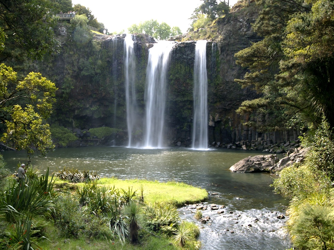 1152x864 North Island wallpaper