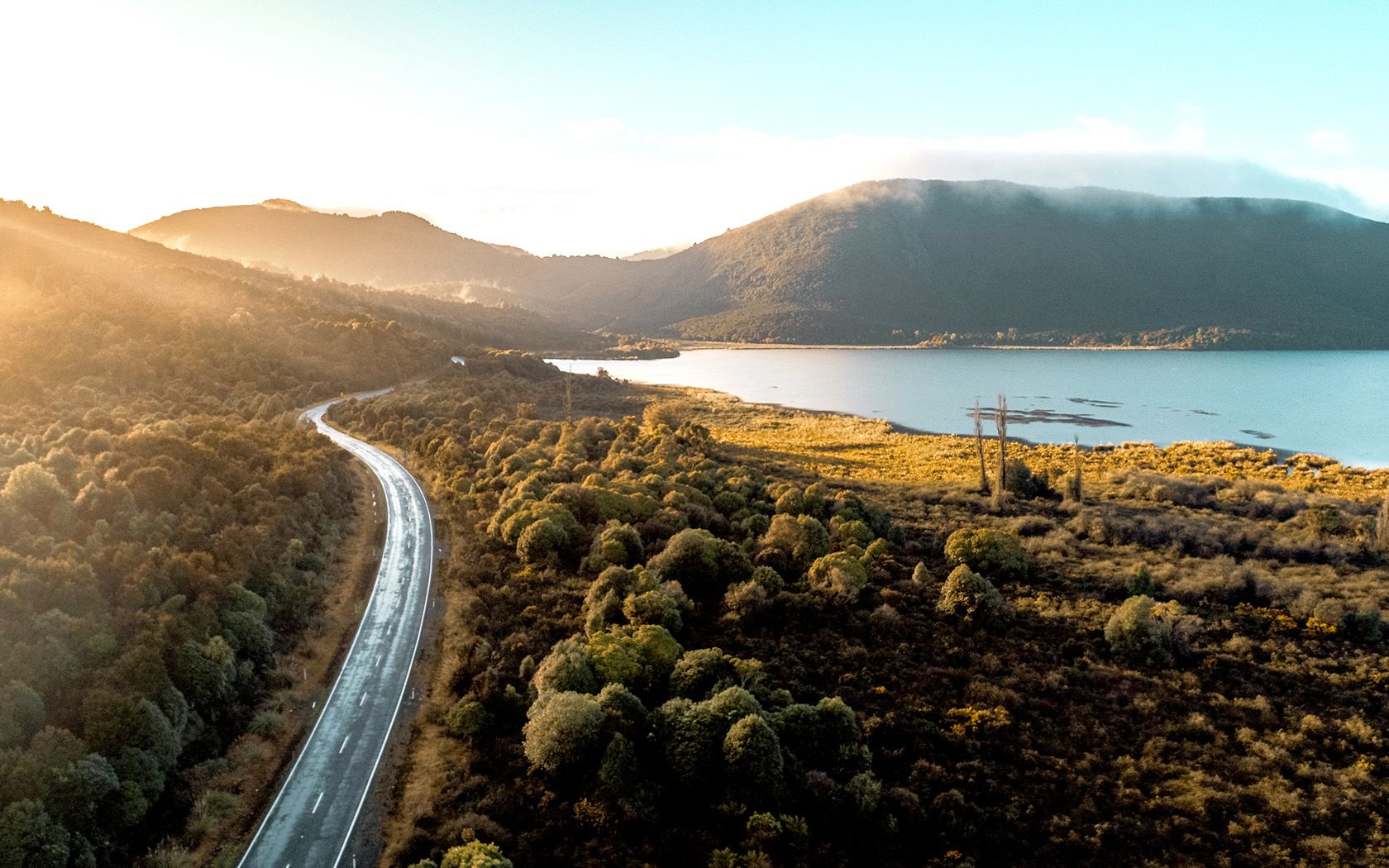 1680x1050 New Zealand North Island Road Trip Is A Thrilling Good Time