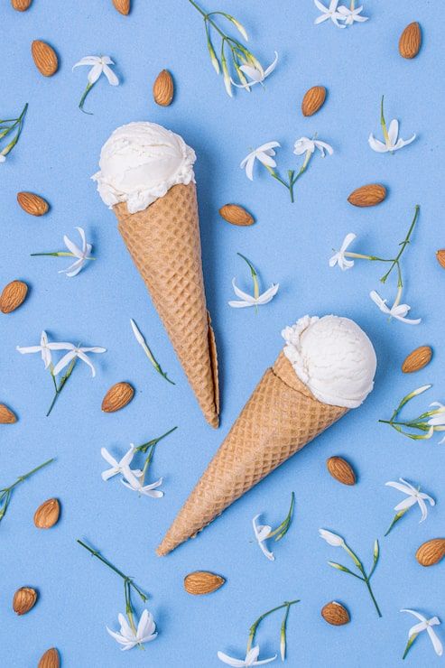 493x740 Vanilla Ice Cream Cone Photo Free High Quality Picture
