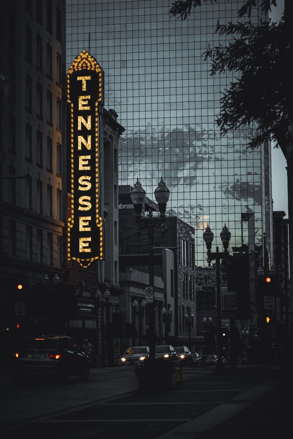 1000x1500 Knoxville Wallpaper
