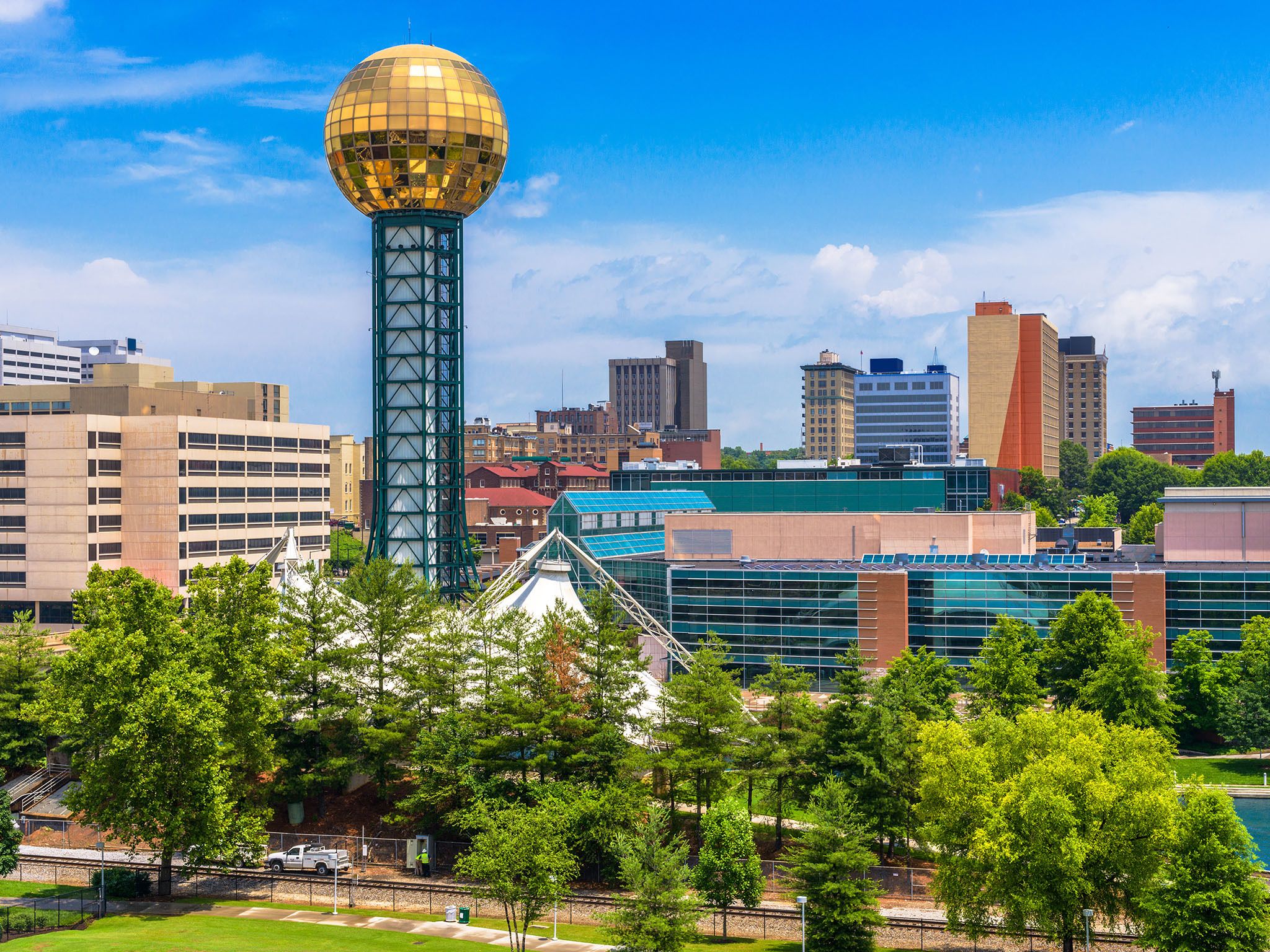 2048x1536 Knoxville, Tennessee 2026. Ultimate Guide To Where To Go, Eat & Sleep in Knoxville