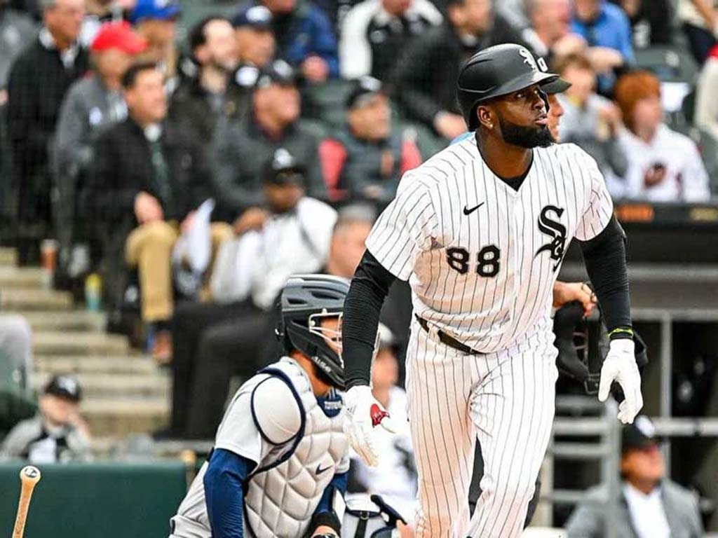 1024x768 Cuban Major League Baseball player proud to play in the Classic