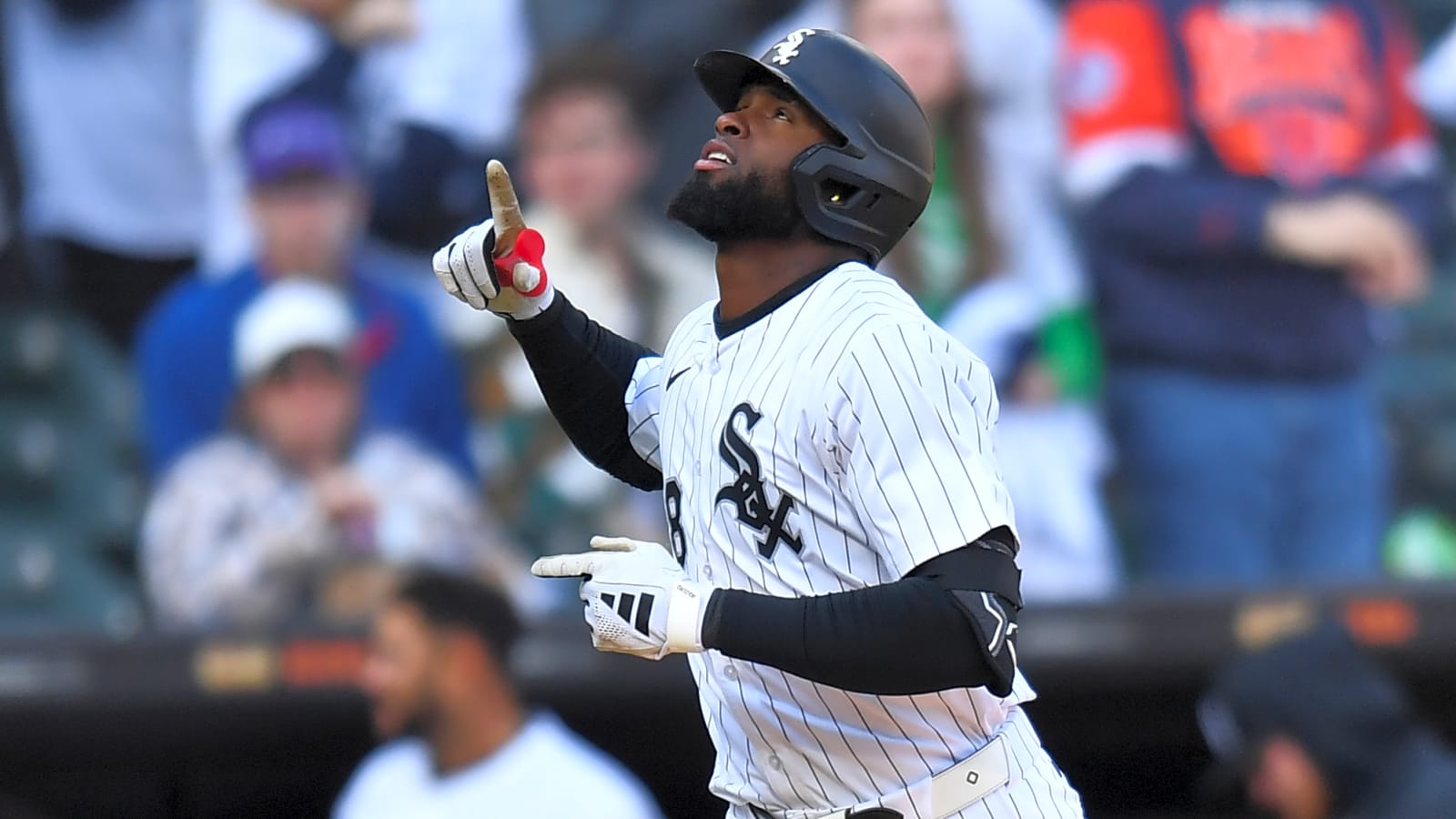 1600x900 Dodgers, White Sox previously discussed Luis Robert Jr. trade
