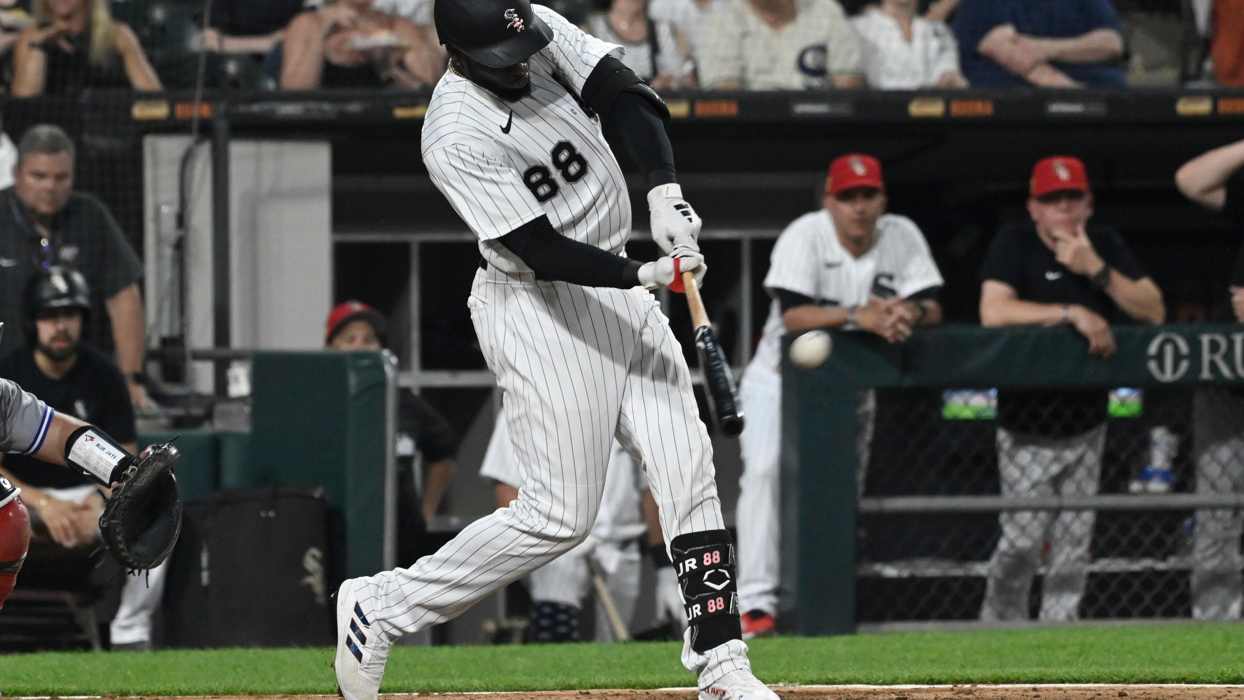 2560x1440 Luis Robert Jr. and Pete Alonso lead the field for baseball's Home Run Derby in Seattle