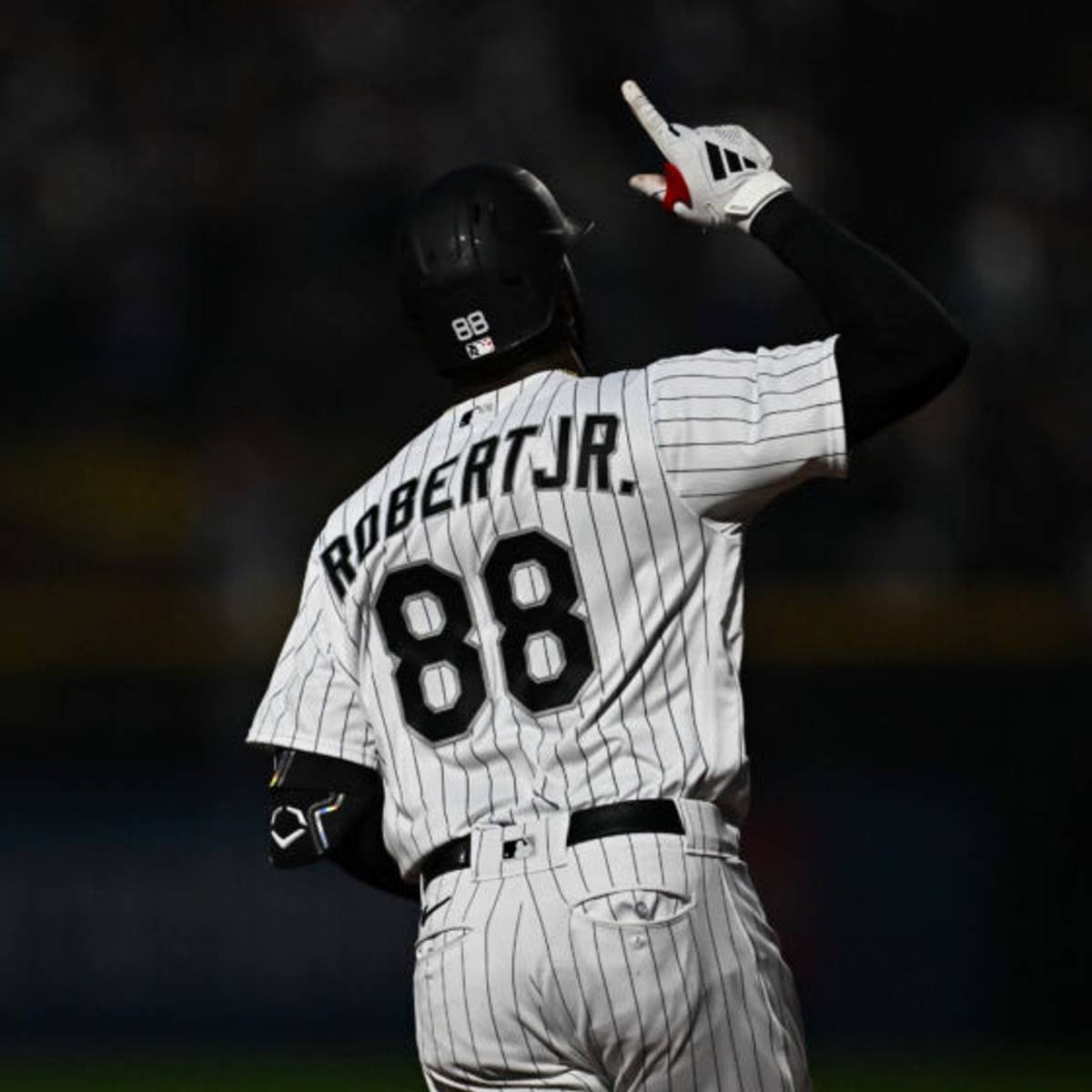 1200x1200 Chicago White Sox News: Luis Robert Jr joins Home Run Derby