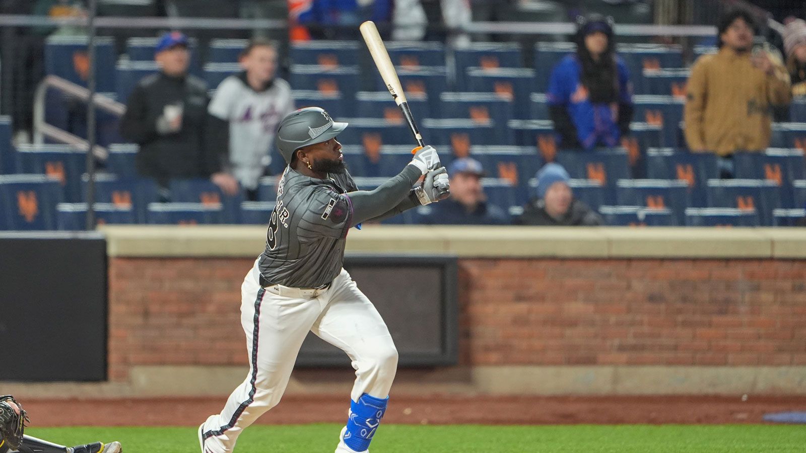 1600x900 Luis Robert Jr. News, Rumors, Stats, Highlights and More