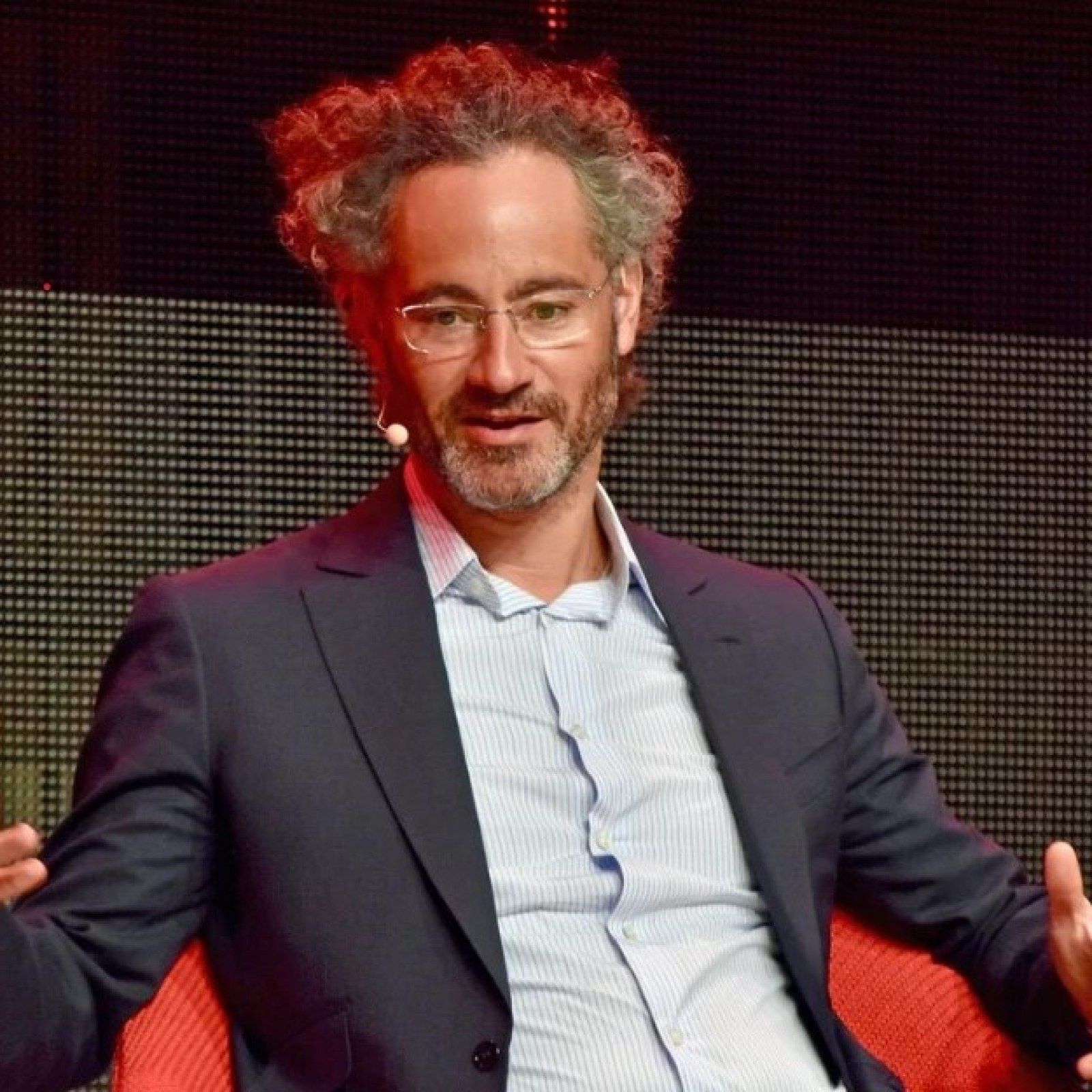 1600x1600 ICE Linked Palantir CEO Goes Viral As On Stage Movements Raise Questions