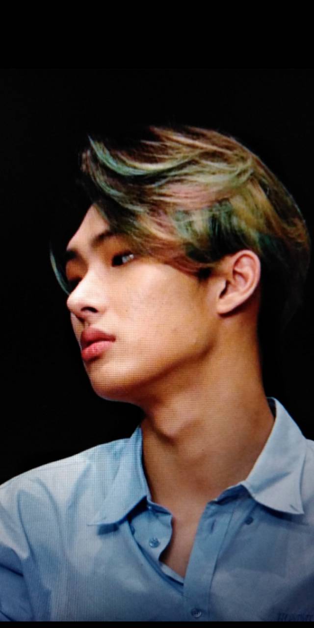 640x1280 Ateez Mingi wallpaper