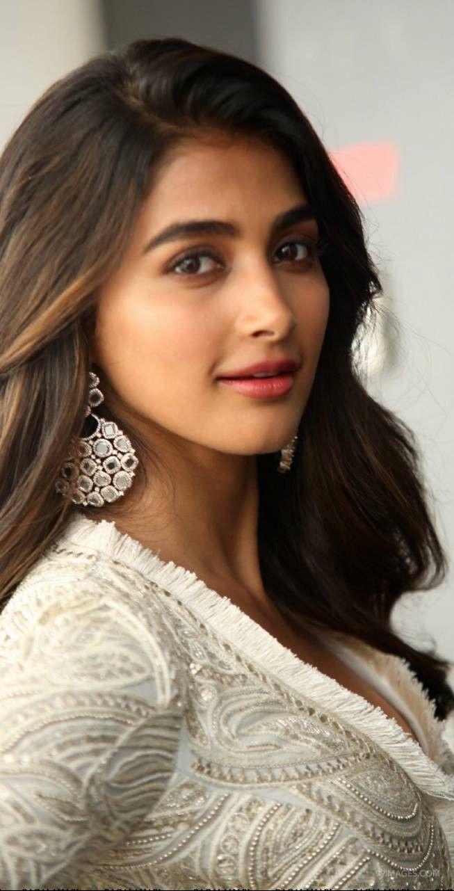 653x1281 Pooja Hegde Hot HD Photo & Wallpaper for mobile (1080p) (653x1281) (2020)