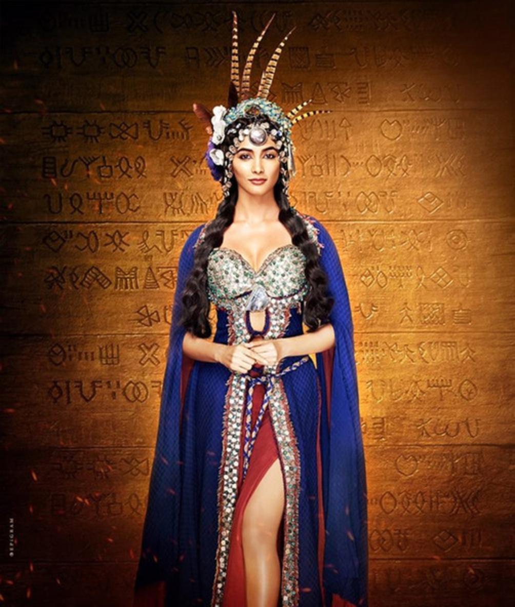1004x1184 Pooja Hegde Hot Photo
