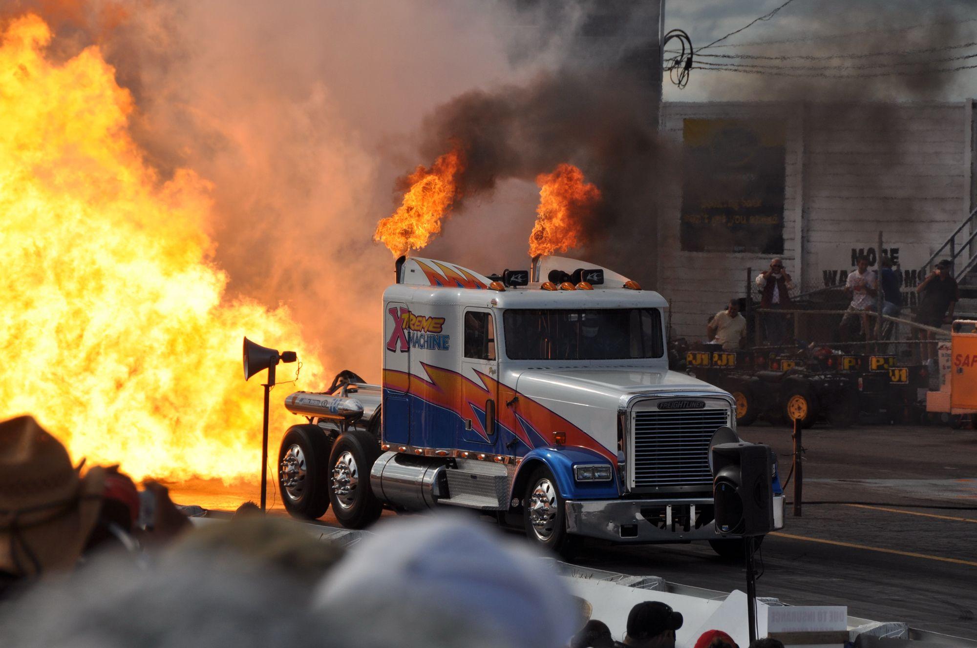 2000x1328 Jet Truck Wallpaper. Jet Wallpaper, Jet The Hawk Wallpaper and Business Jet Wallpaper