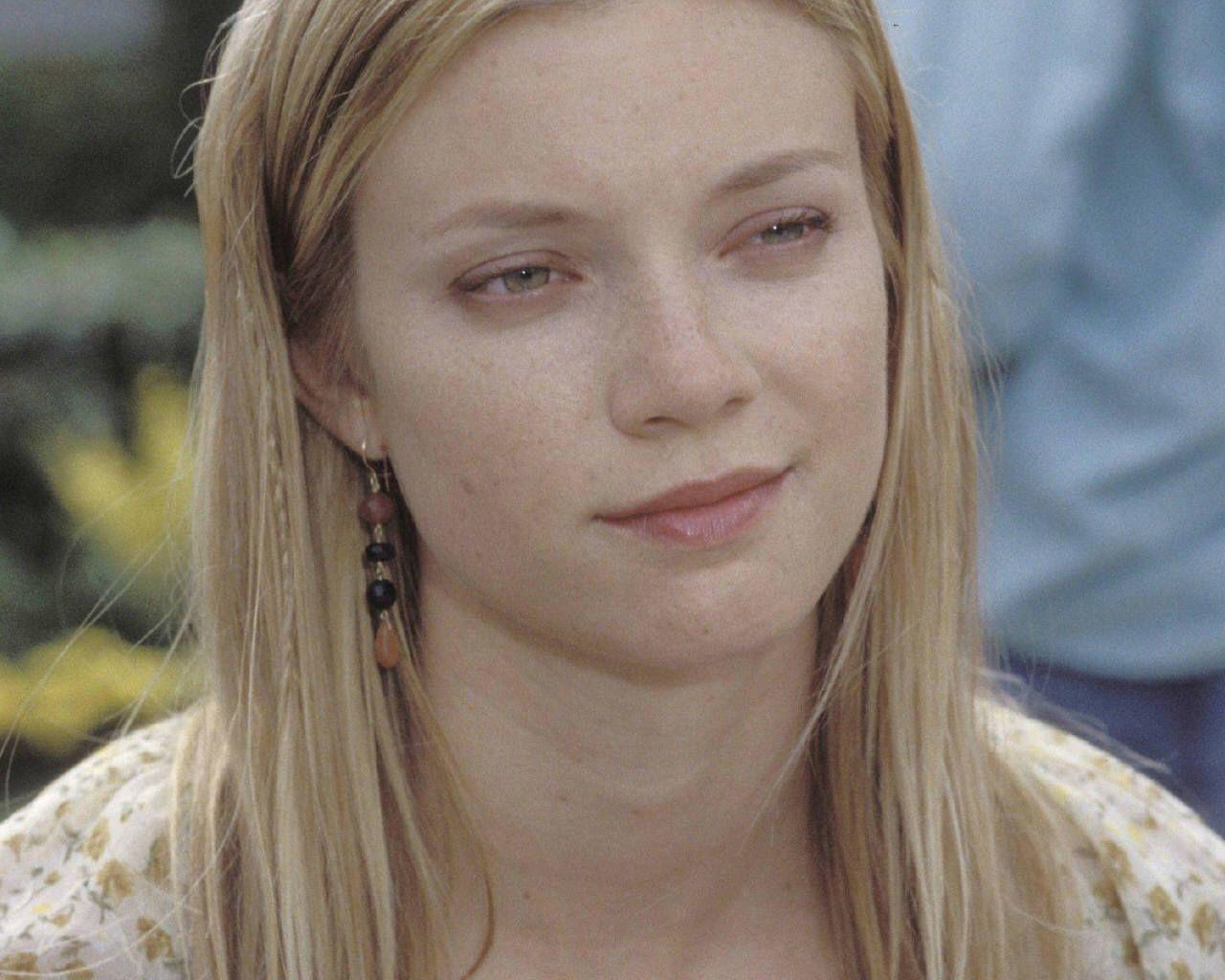 1280x1024 Picture of Amy Smart Of Celebrities