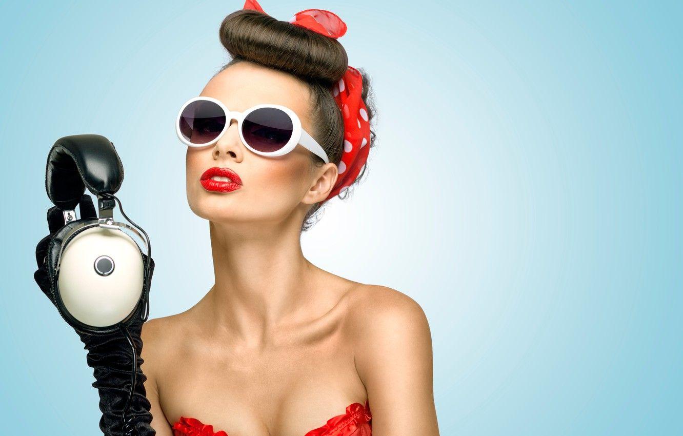 1332x850 Wallpaper Girl, Retro, Headphones, Gloves, Headband, Brown Hair, Bow, Pin Up, Sunglasses Image For Desktop, Section девушки