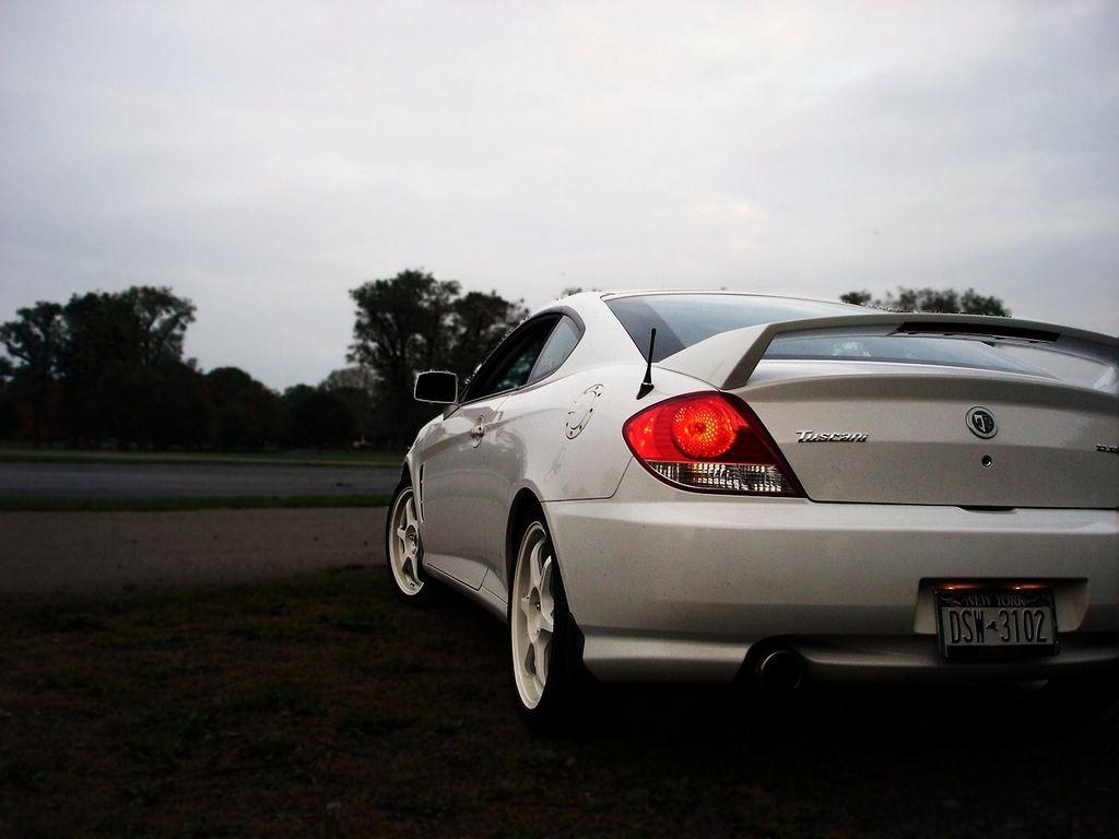 1024x768 icehockey006 2006 Hyundai Tiburon Specs, Photo, Modification Info