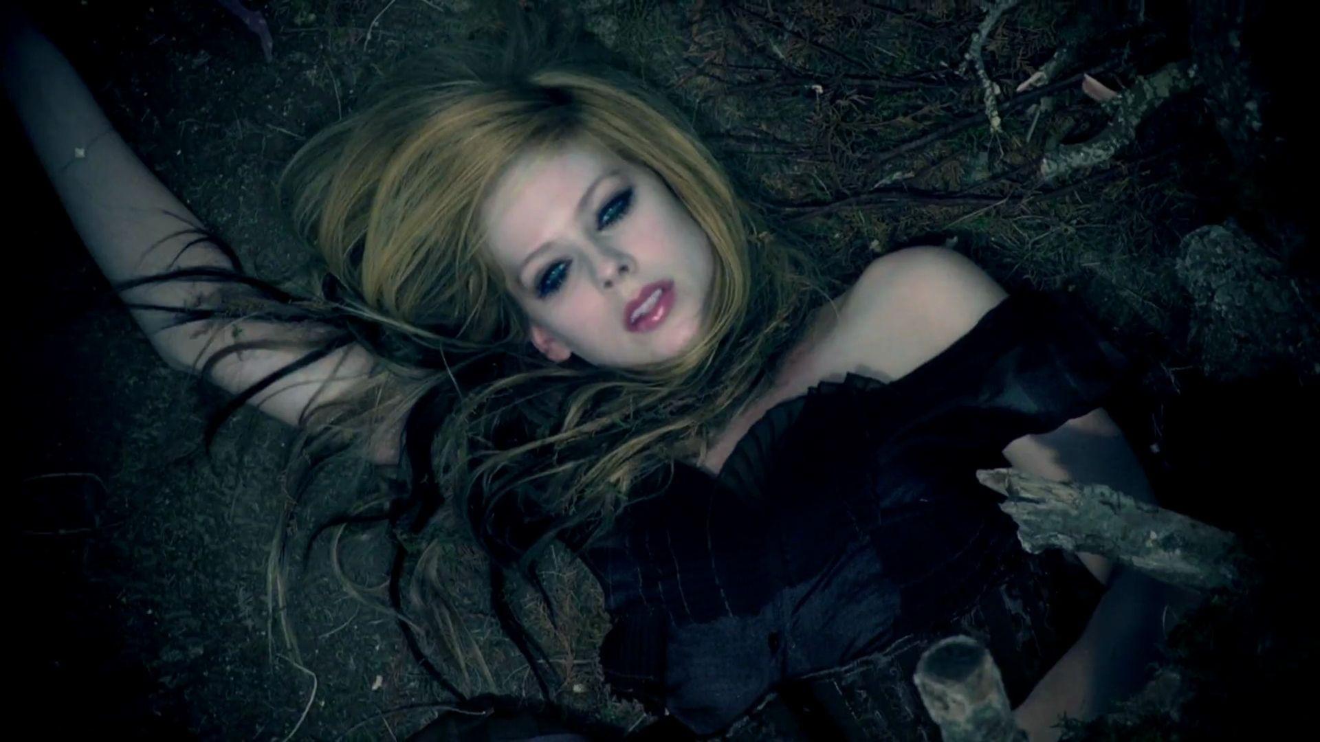 1920x1080 Which Avril Lavigne's Music Video Describes Your Life?
