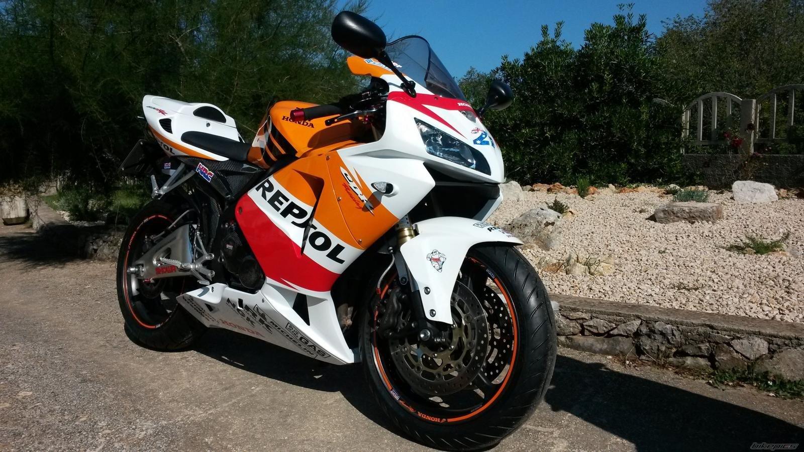 1600x900 Honda CBR600RR wallpaper 1600x900 .