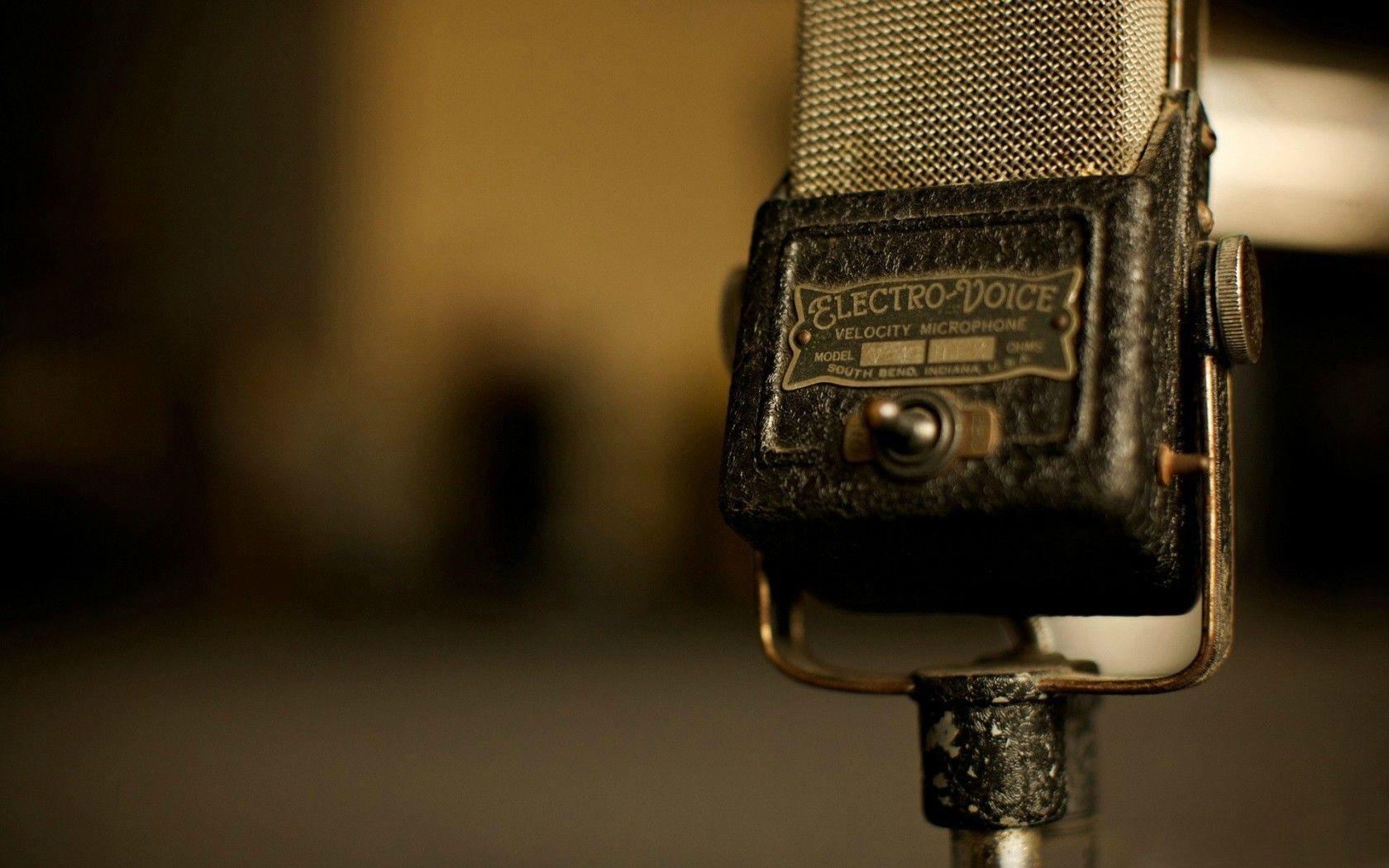 1680x1050 Retro microphone. Grease Wedding. Hipster wallpaper