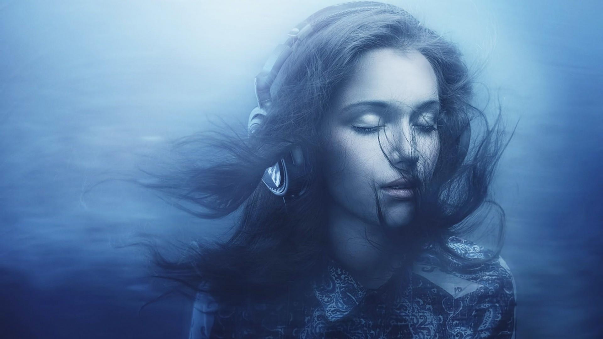 1920x1080 Water Girl Wallpaper (1920x1080 px, 0.24 Mb)