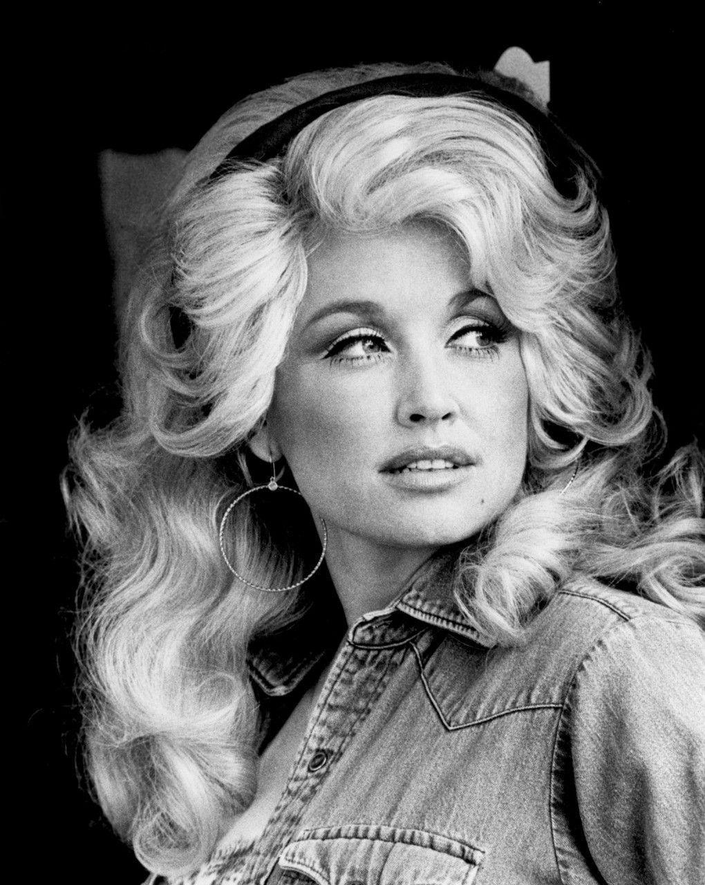Dolly Parton Wallpapers - Top Free Dolly Parton Backgrounds -  WallpaperAccess