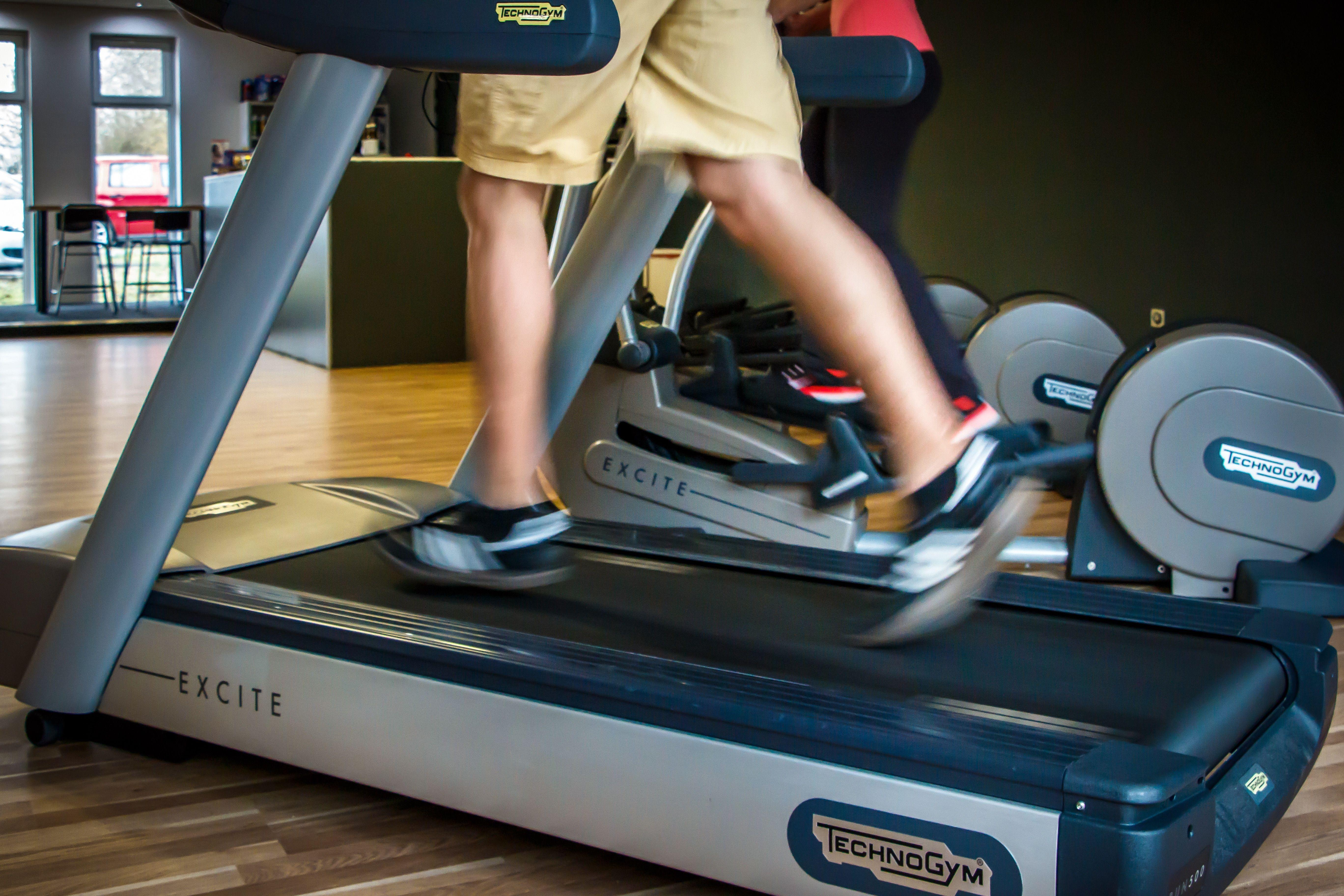 5472x3648 black and grey excite technogym treadmill free image