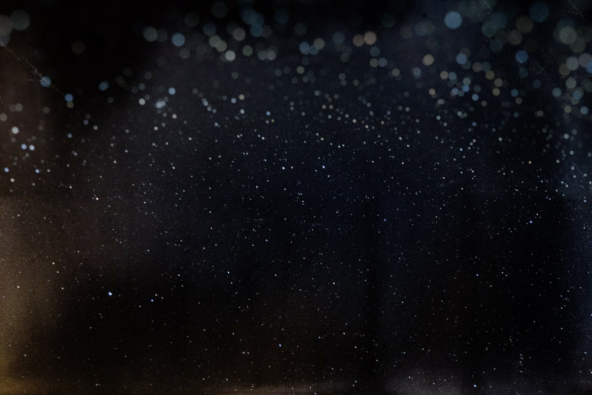 1920x1280 4K Ultra HD Artistic Particle Bokeh Glowx3264