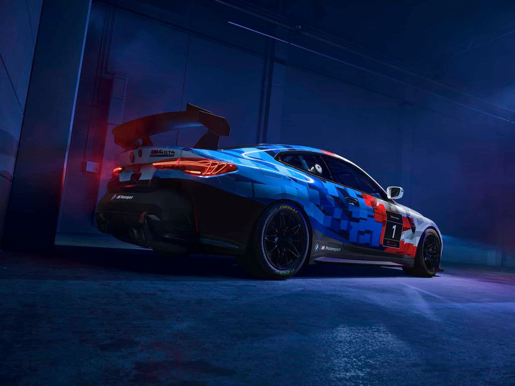 1024x768 BMW M4 GT3 EVO: The Evolution of Racing Excellence