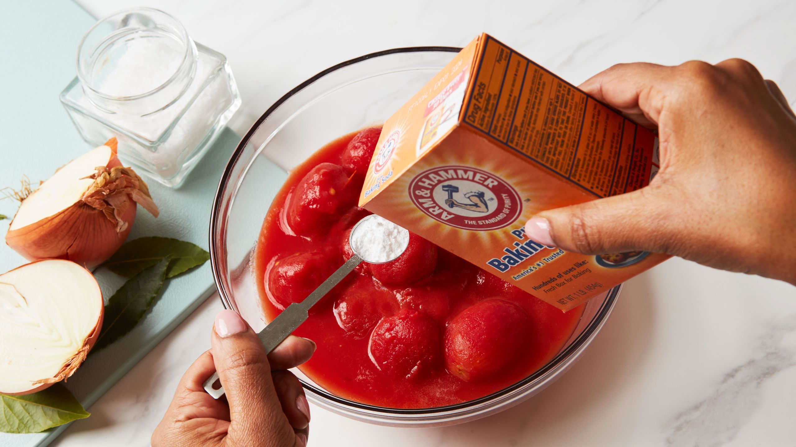 2560x1440 What Is Baking Soda, Anyway?